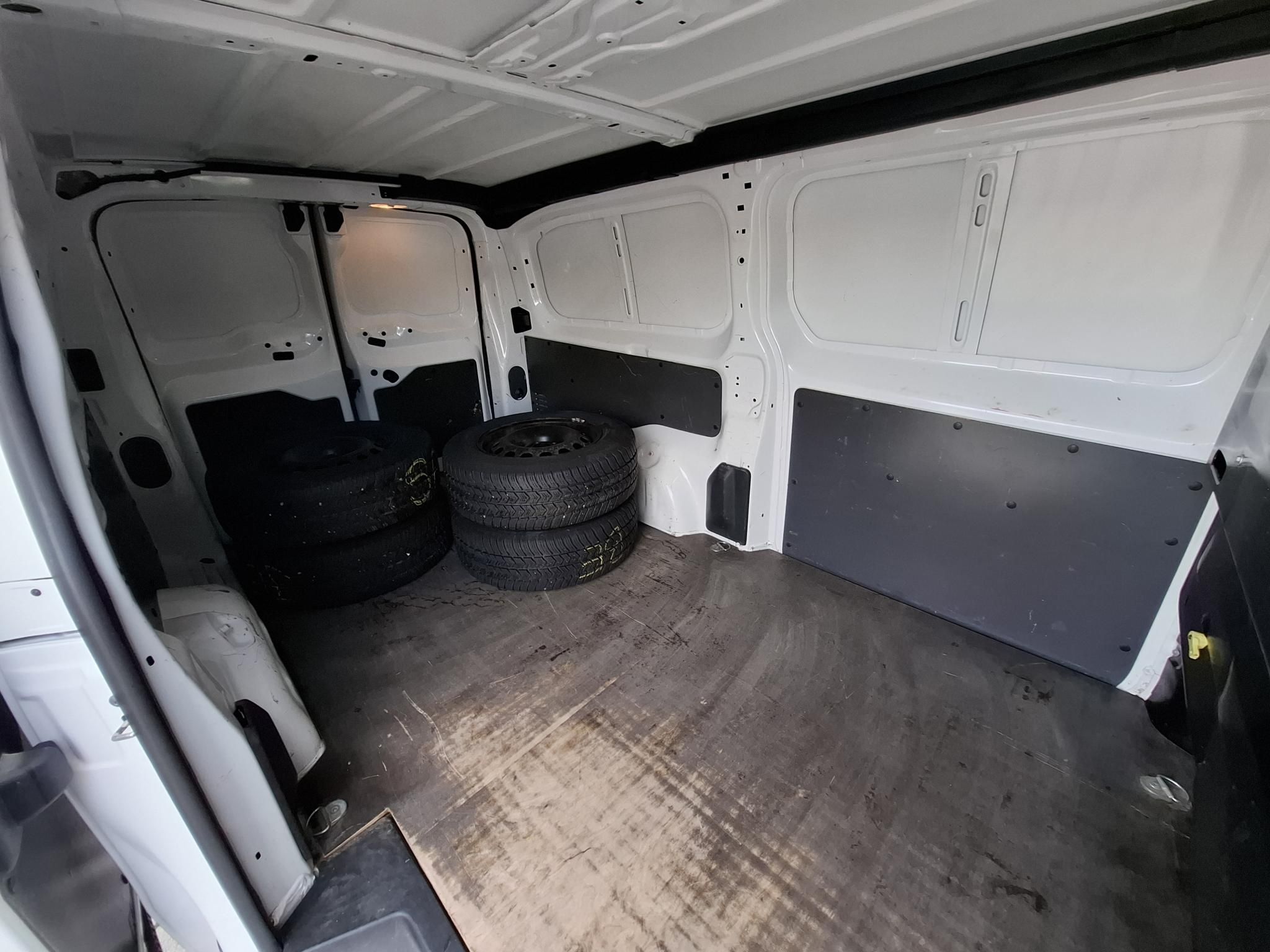 TOYOTA PROACE 2.0 D-4D Combi Active L2H1