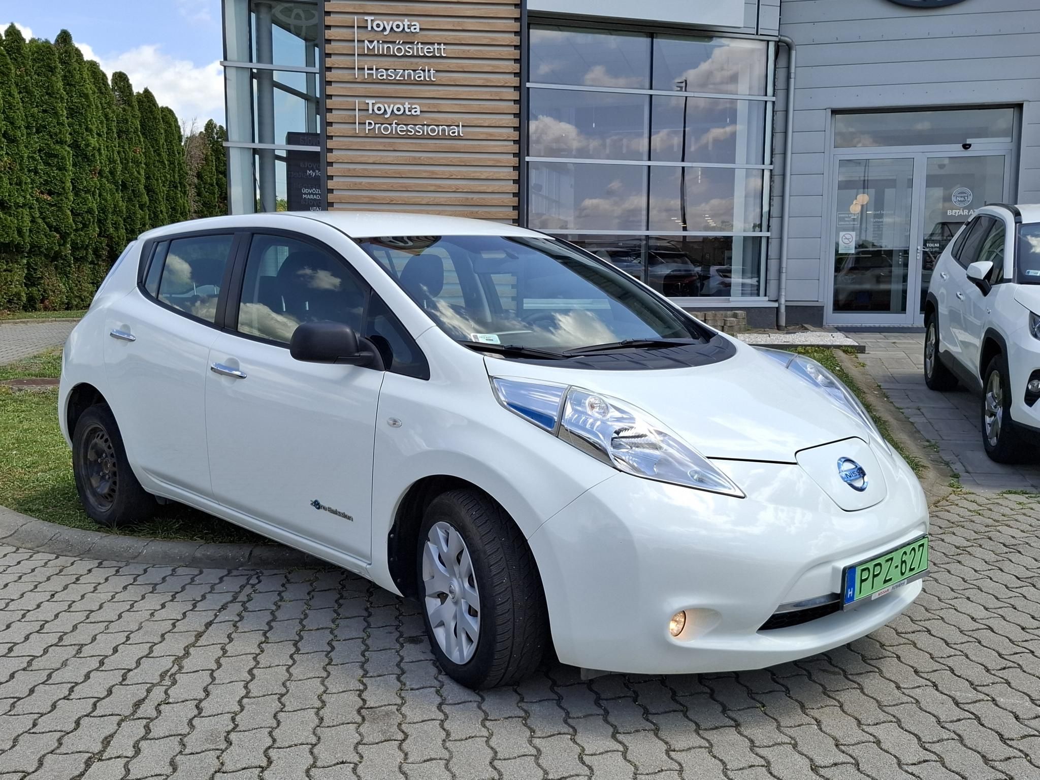 NISSAN LEAF Acenta 24 kWh (Automata)
