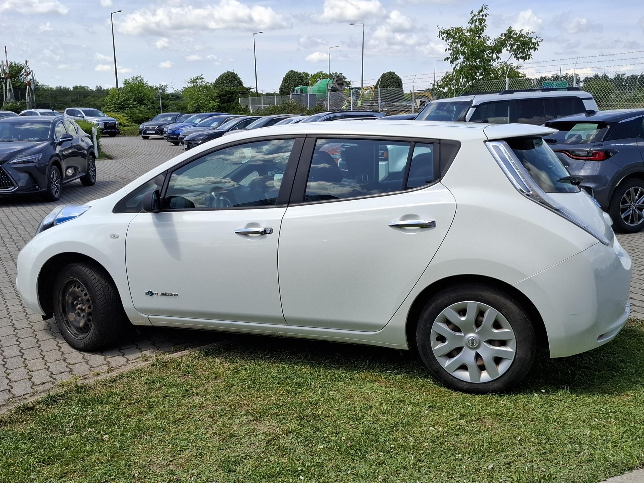 NISSAN LEAF Acenta 24 kWh (Automata)