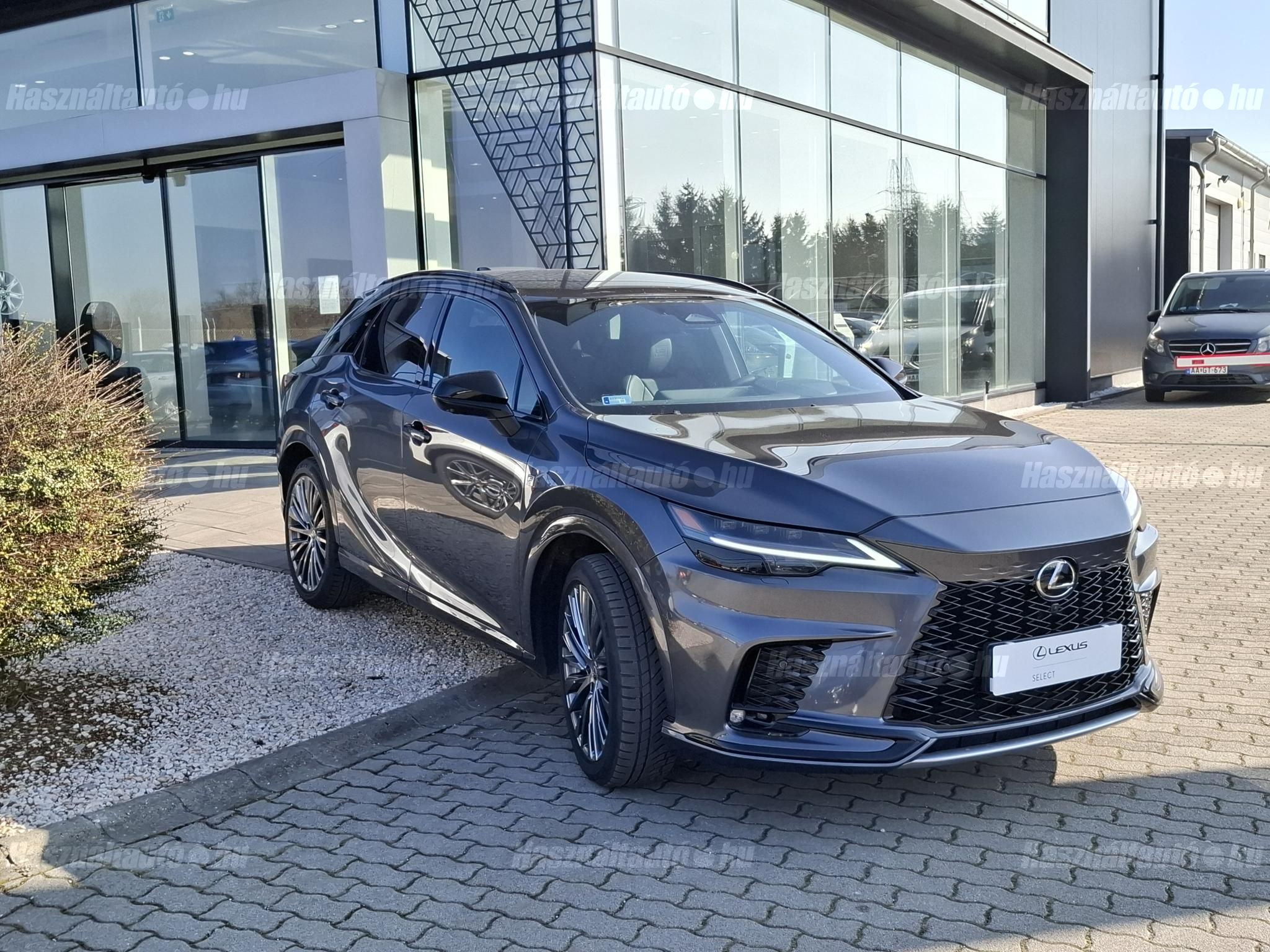 LEXUS RX 500h F Sport Edition (Automata) + Lexus gyári 21 téli kerékkel