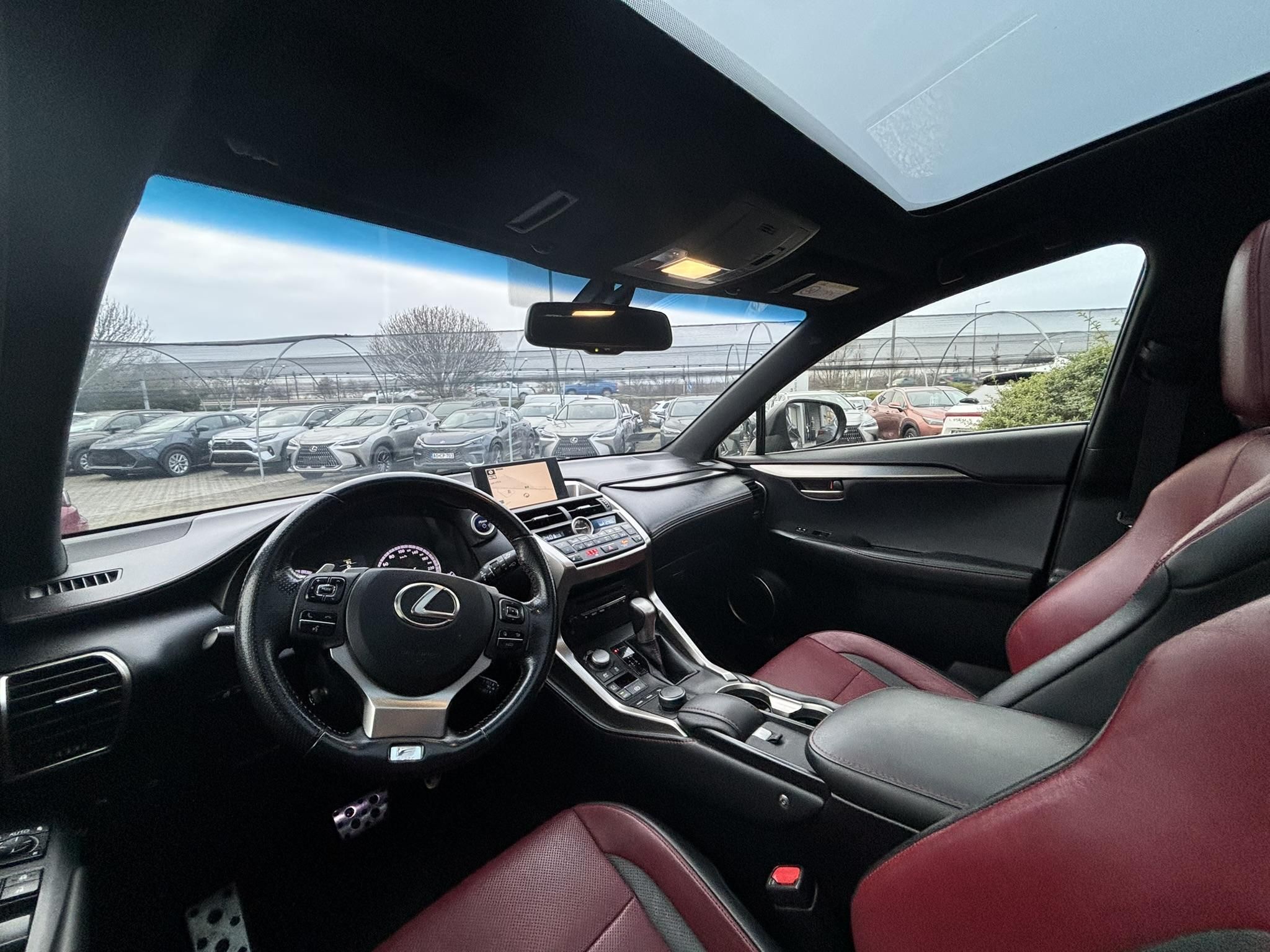LEXUS NX 300h F Sport Plus Navi Panoramic CVT + + Új téli és nyári gumikkal + +