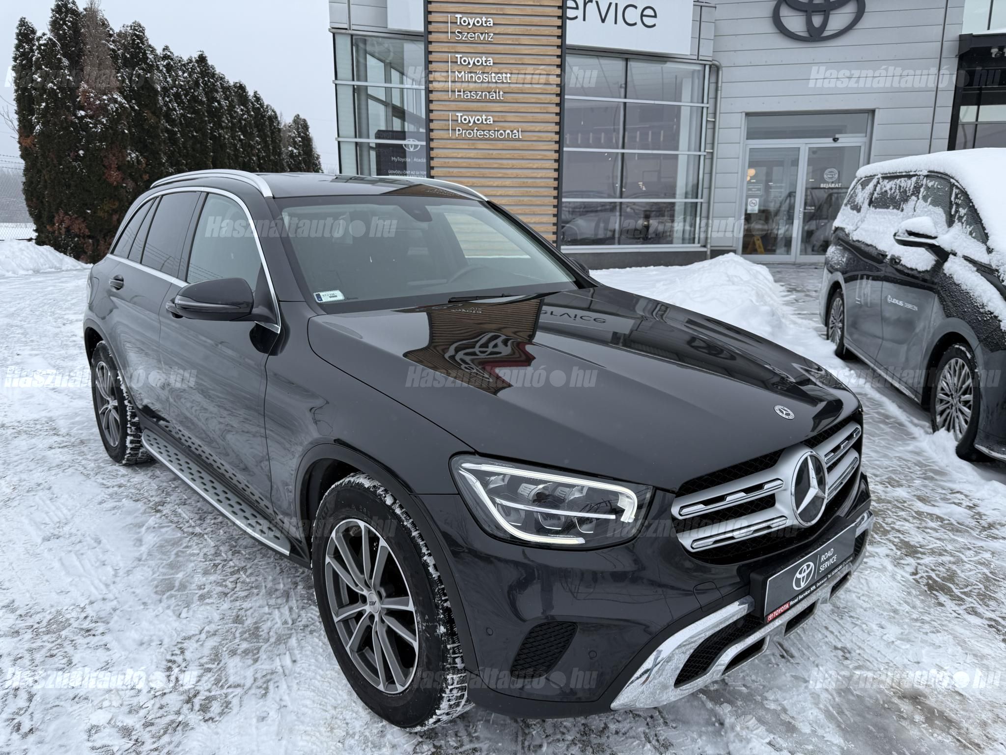 MERCEDES-BENZ GLC 200 4Matic 9G-TRONIC Mild hybrid drive Frissen szervizelt. Márkaszervizben!!