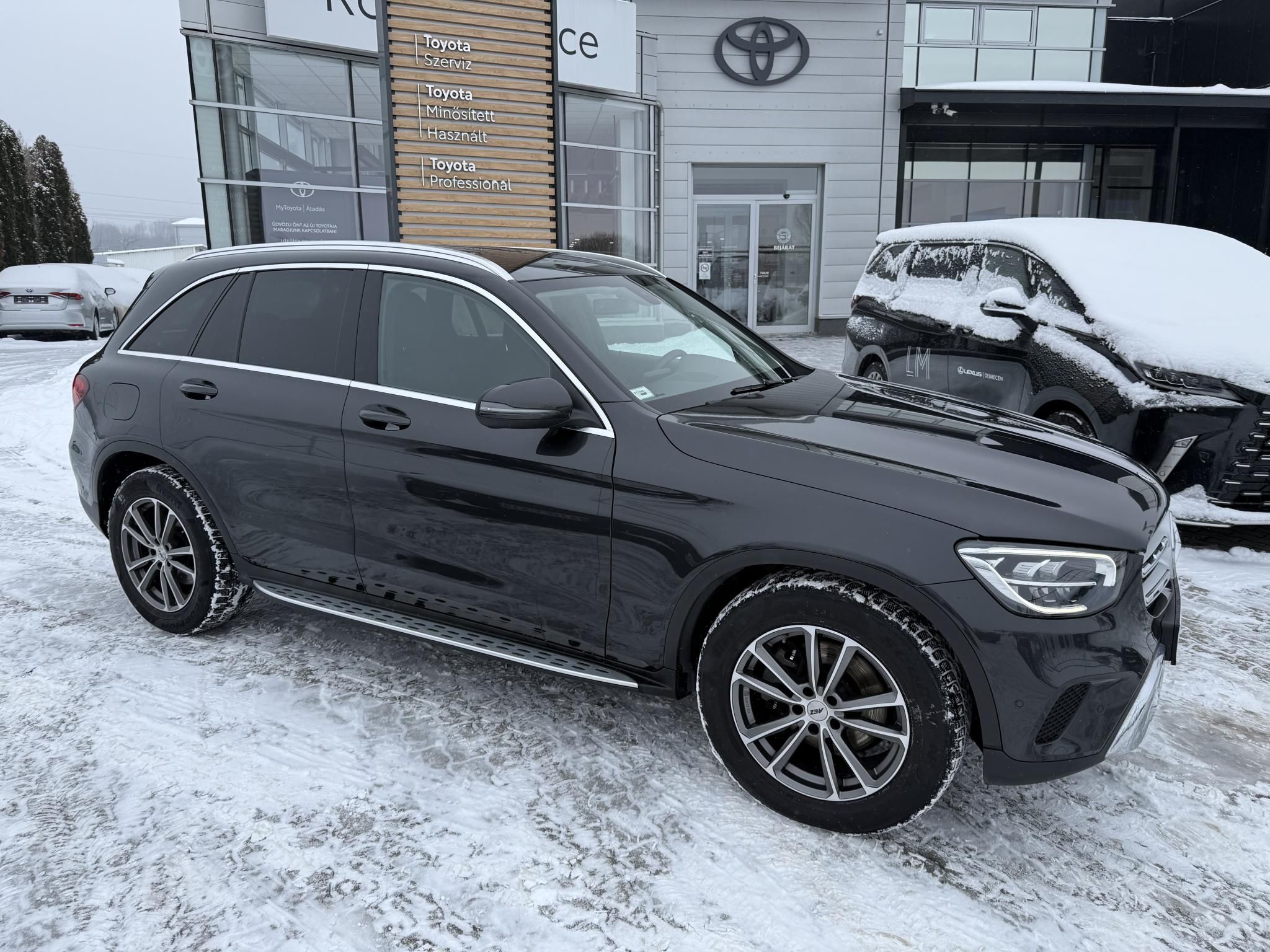 MERCEDES-BENZ GLC 200 4Matic 9G-TRONIC Mild hybrid drive Frissen szervizelt. Márkaszervizben!!