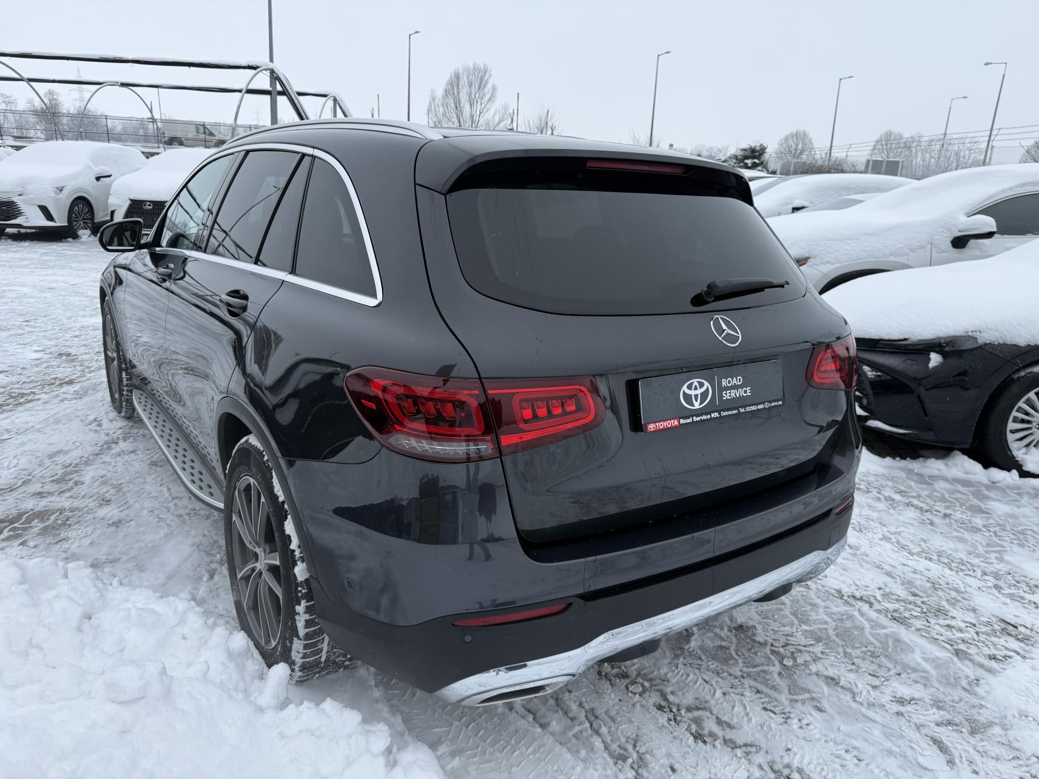 MERCEDES-BENZ GLC 200 4Matic 9G-TRONIC Mild hybrid drive Frissen szervizelt. Márkaszervizben!!