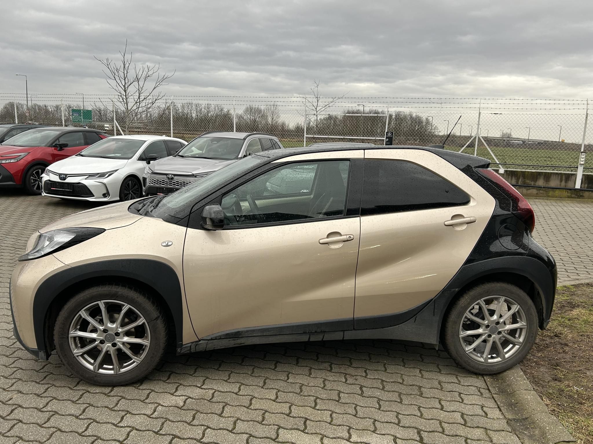 TOYOTA AYGO X 1.0 VVT-i Style CVT + 2 év Toyota Minősített Használt Autó Garancia