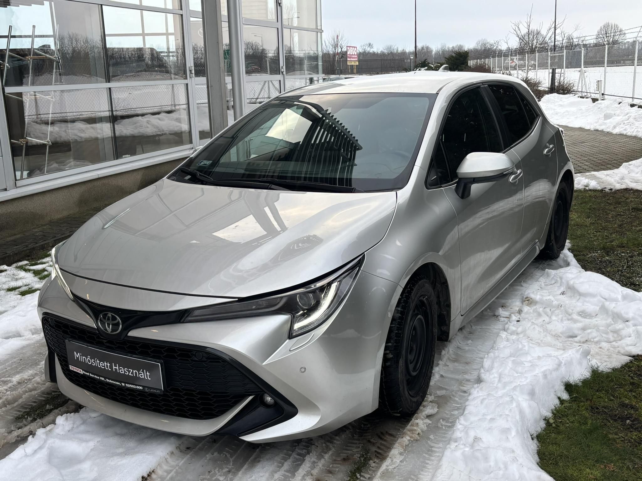 TOYOTA COROLLA 1.2T Comfort Style Tech CVT + 2 év Toyota Minősített Használt Autó Garancia