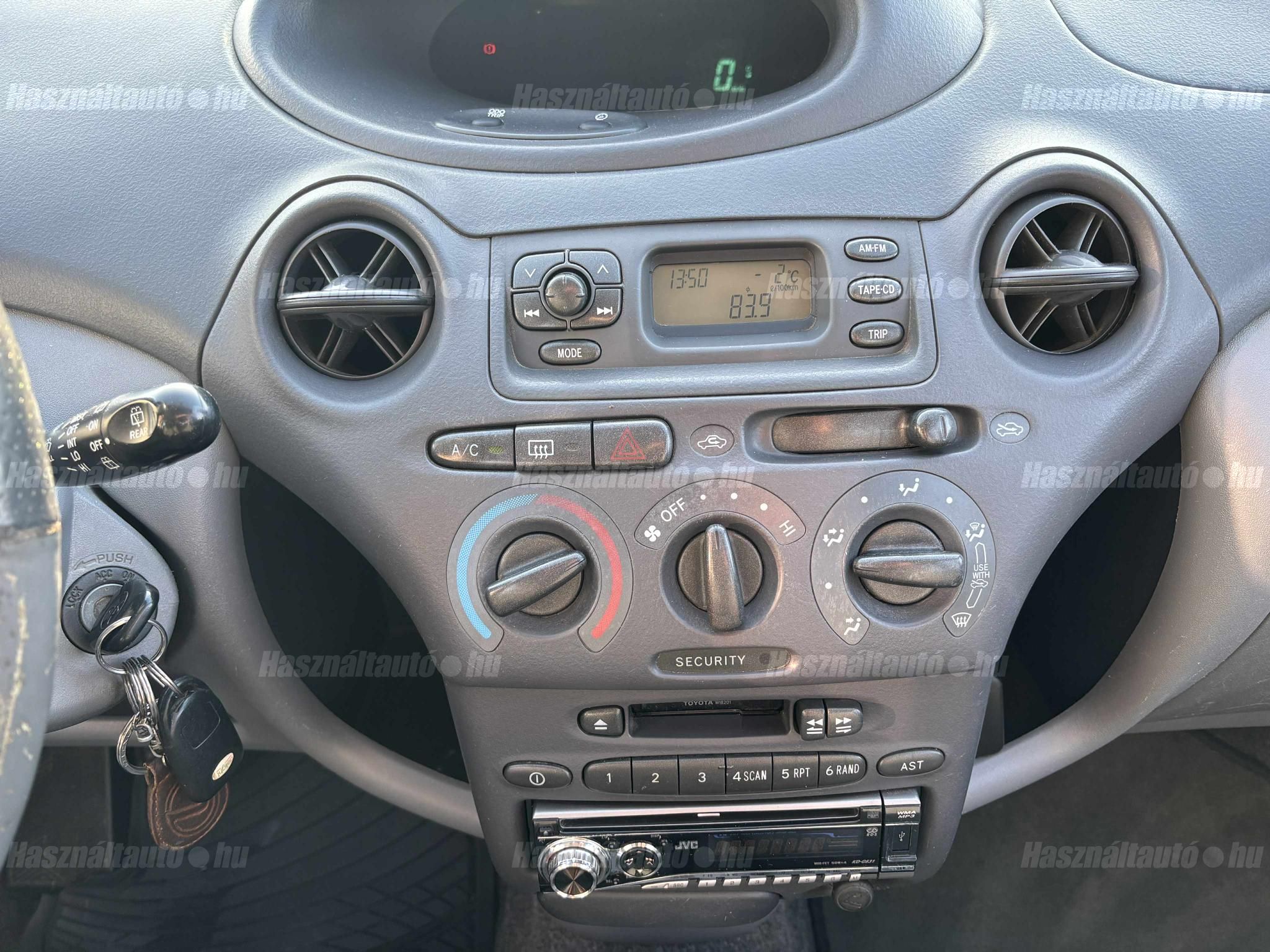 TOYOTA YARIS 1.0 Linea Sol Klímás - Bizományos értékesítés!