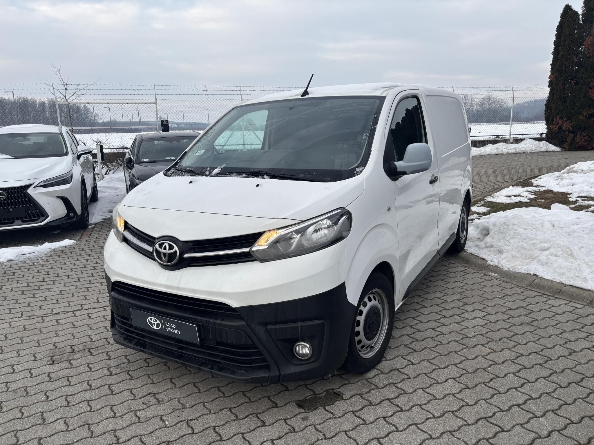 TOYOTA PROACE 1.6 D-4D Combi Live L0H1