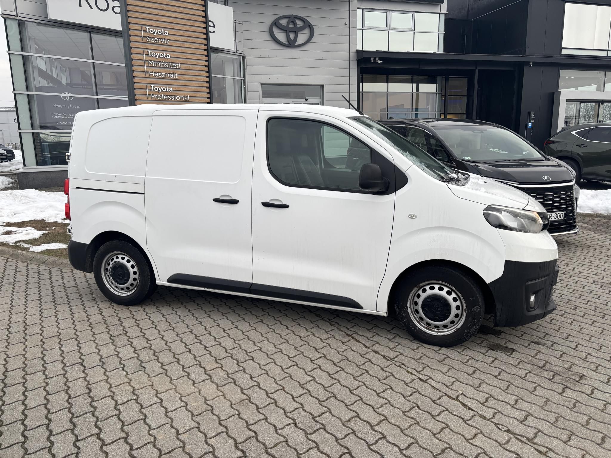 TOYOTA PROACE 1.6 D-4D Combi Live L0H1