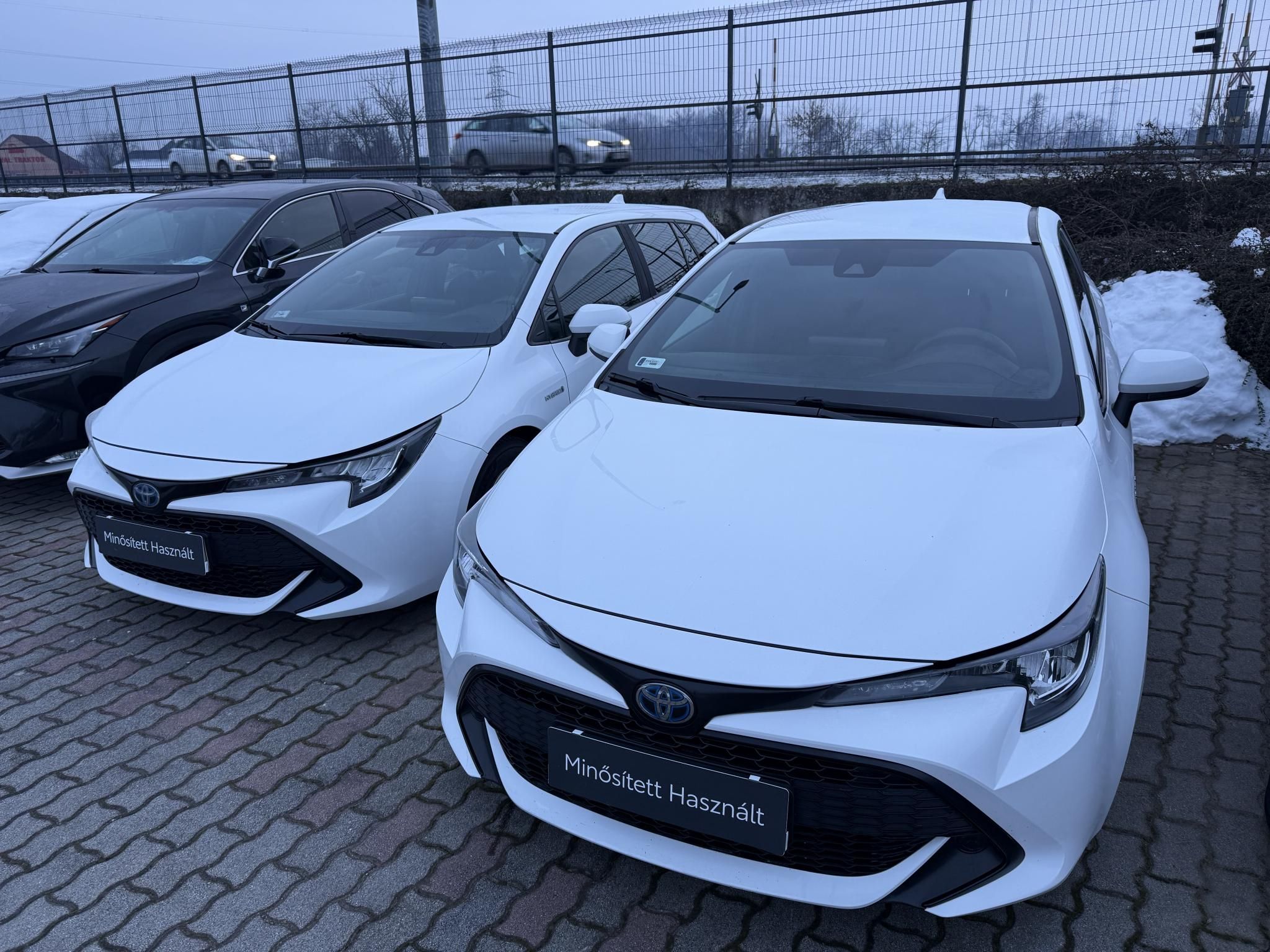 TOYOTA COROLLA Touring Sports 1.8 Hybrid Active e-CVT