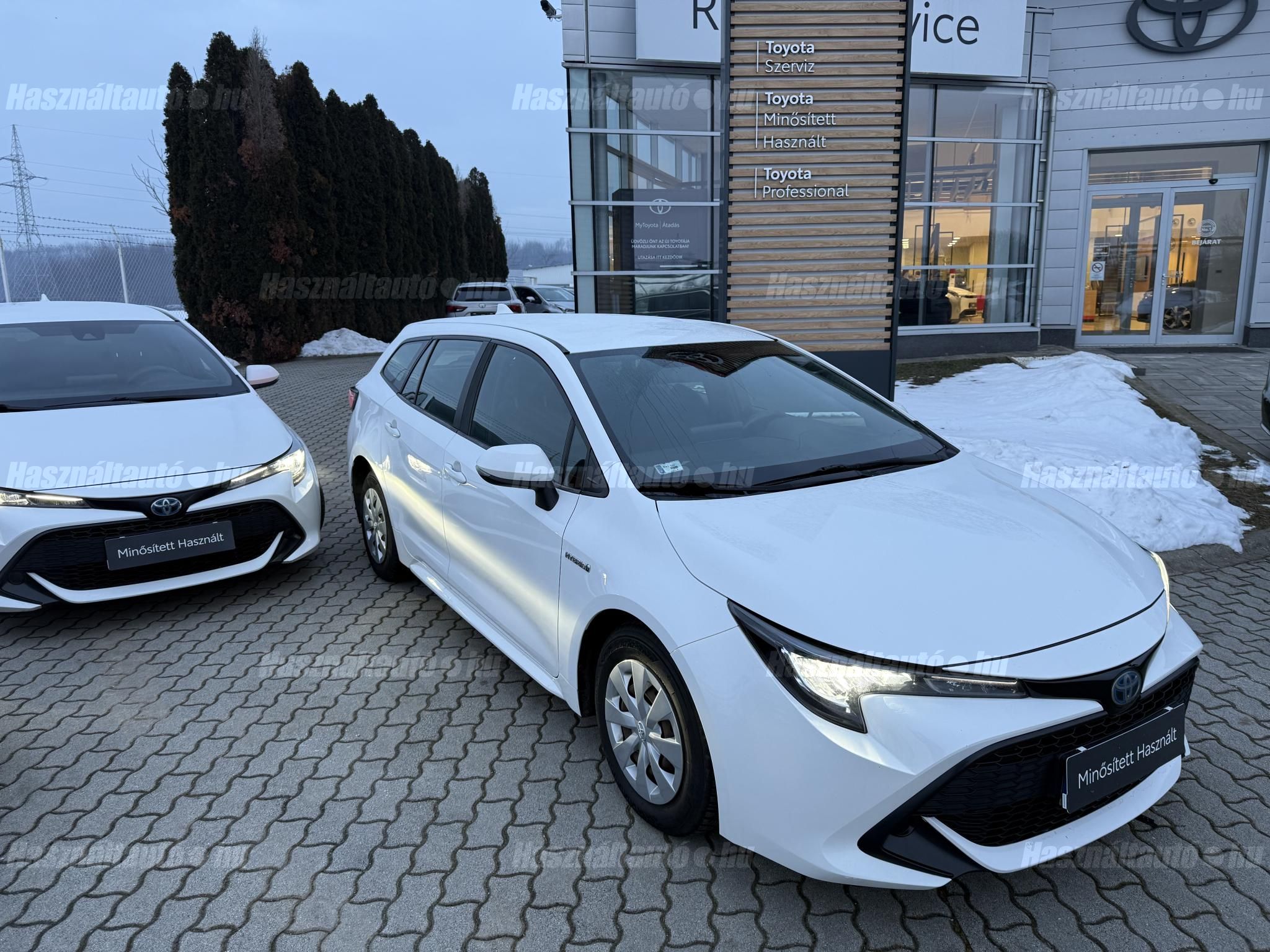 TOYOTA COROLLA Touring Sports 1.8 Hybrid Active e-CVT