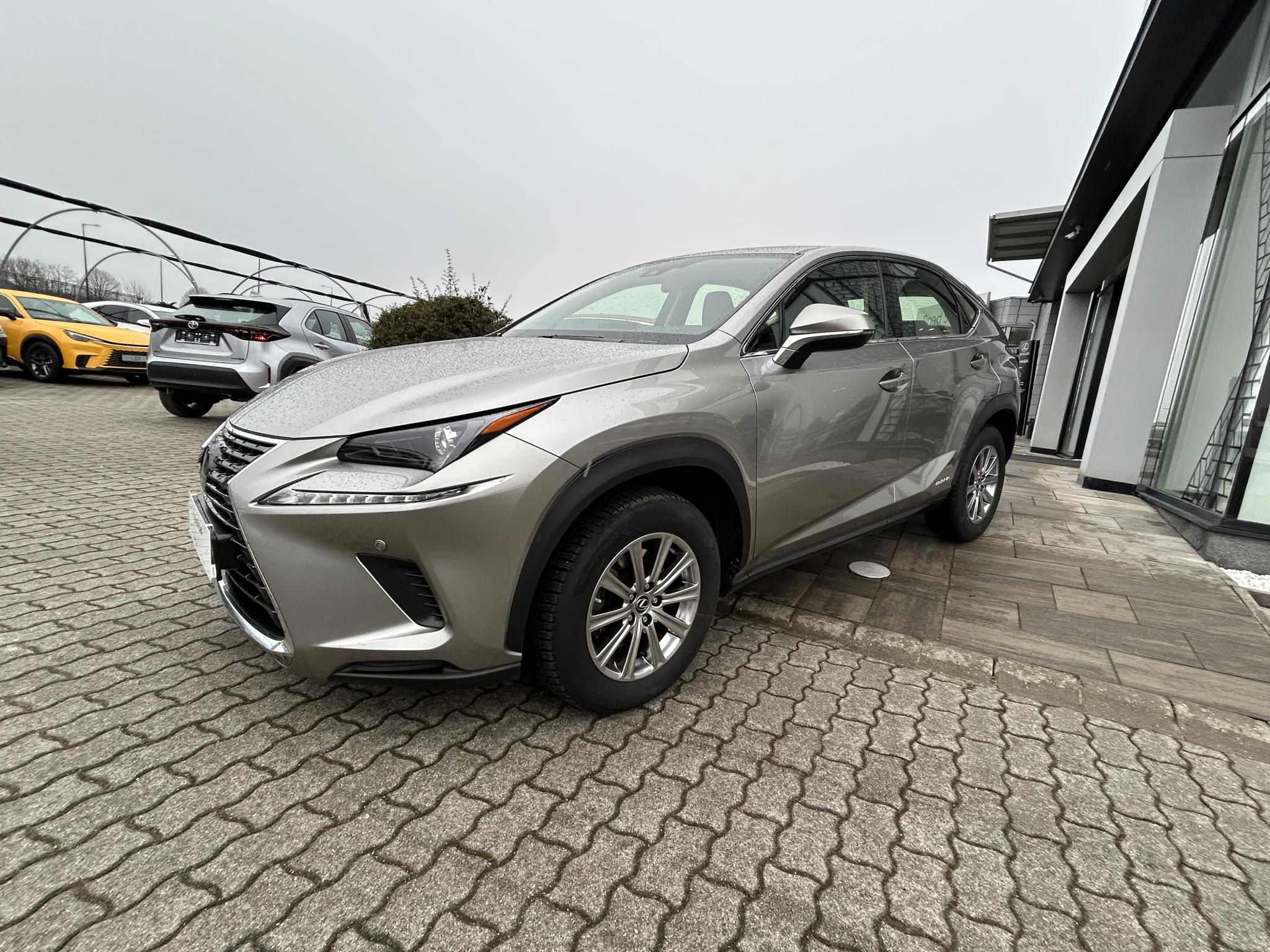 LEXUS NX 300h Comfort Safety CVT