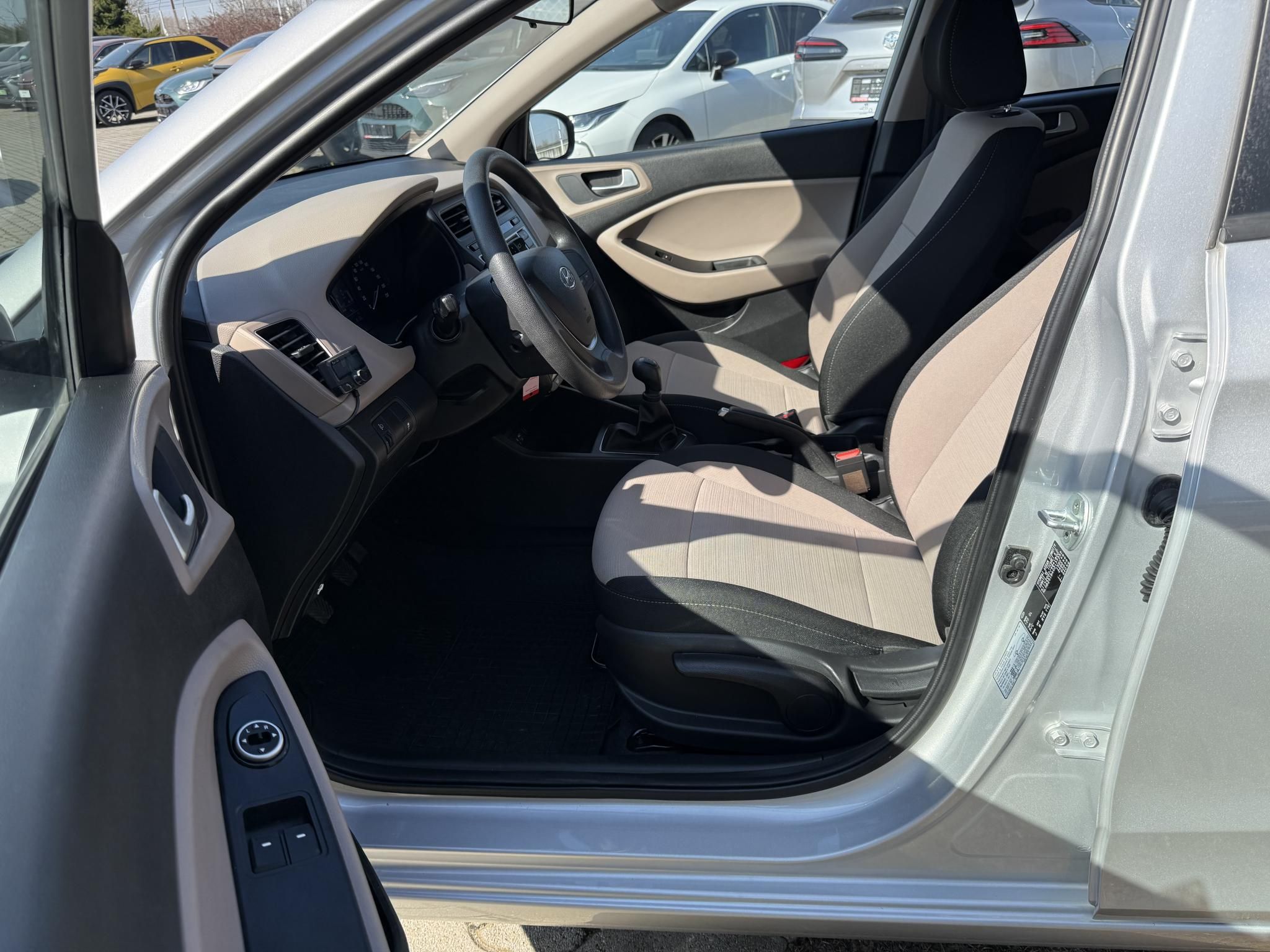 HYUNDAI I20 1.25i HP Comfort