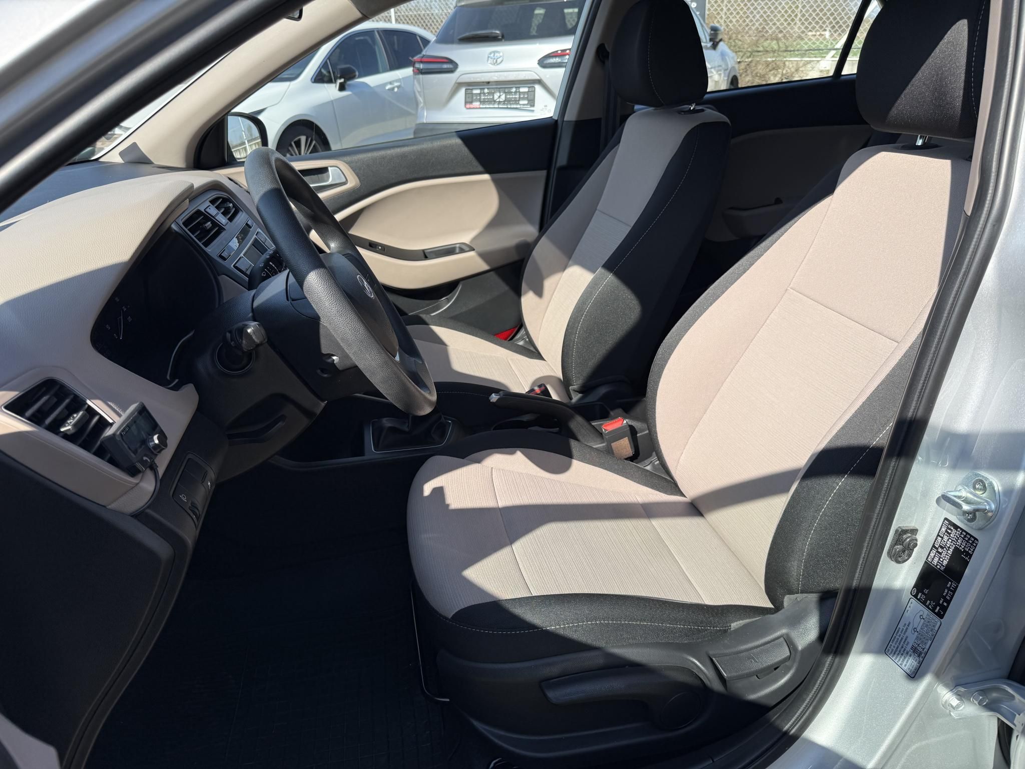 HYUNDAI I20 1.25i HP Comfort