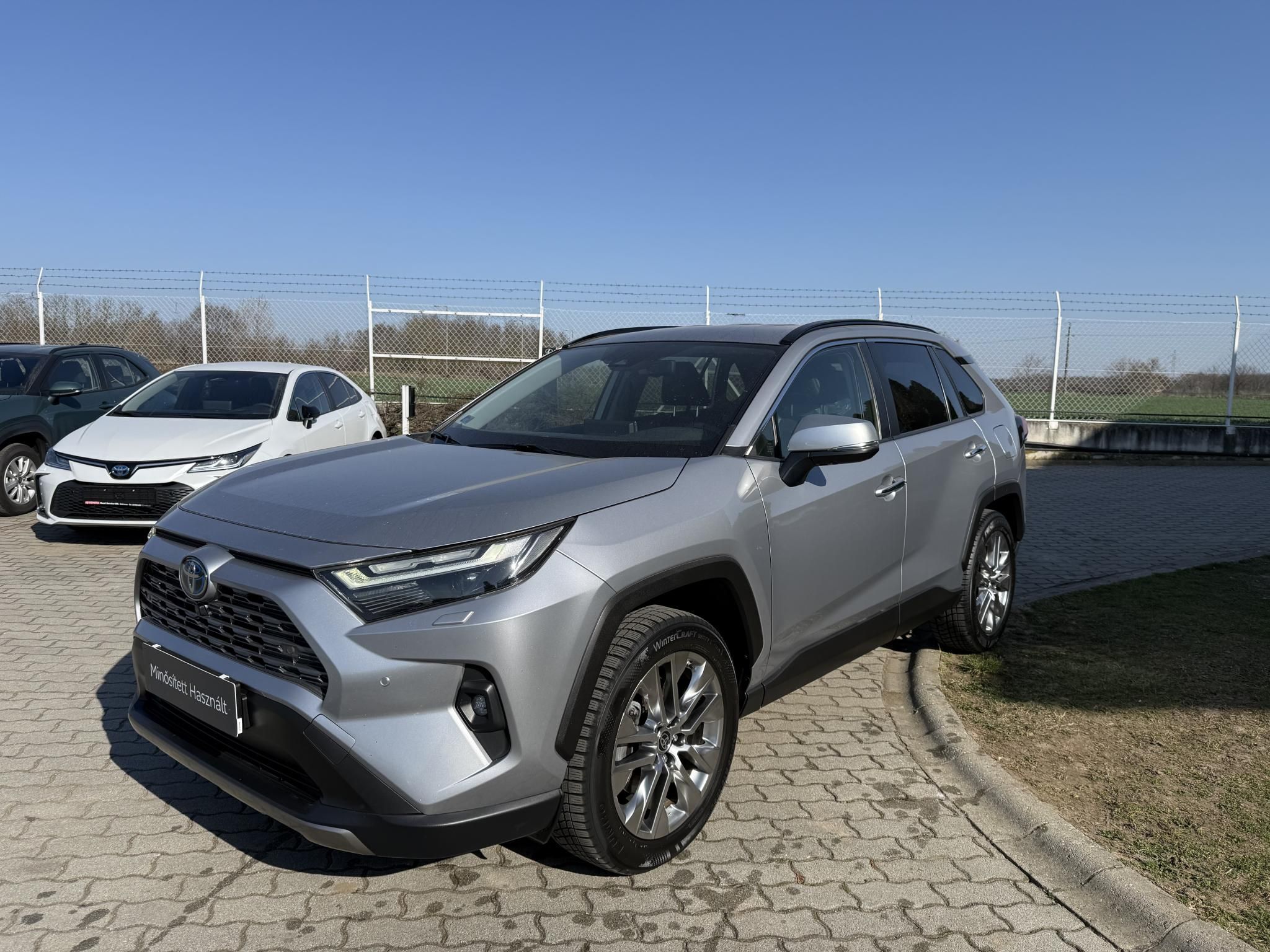TOYOTA RAV 4 Rav4 2.5 Hybrid Executive e-CVT + 2 év Toyota Minősített Használt Autó Garancia