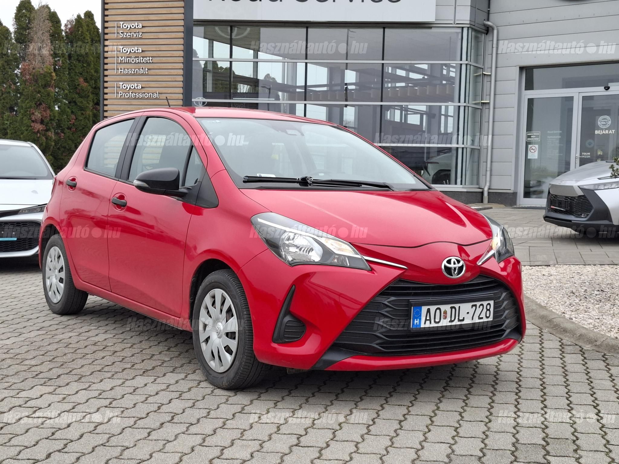 TOYOTA YARIS 1.0 Live