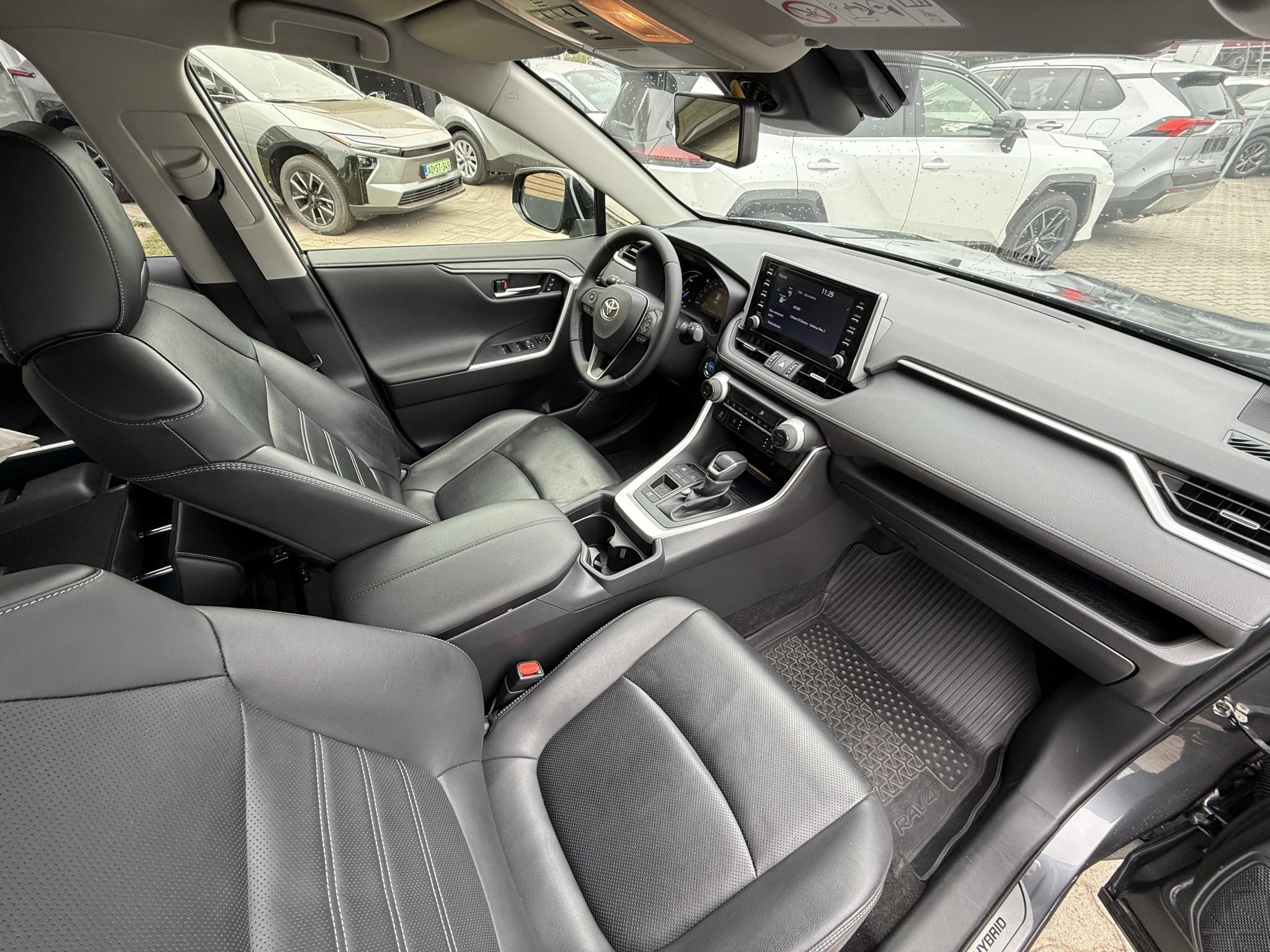 TOYOTA RAV 4 Rav4 2.5 Hybrid Executive e-CVT + 2 év Toyota Minősített Használt Autó Garancia