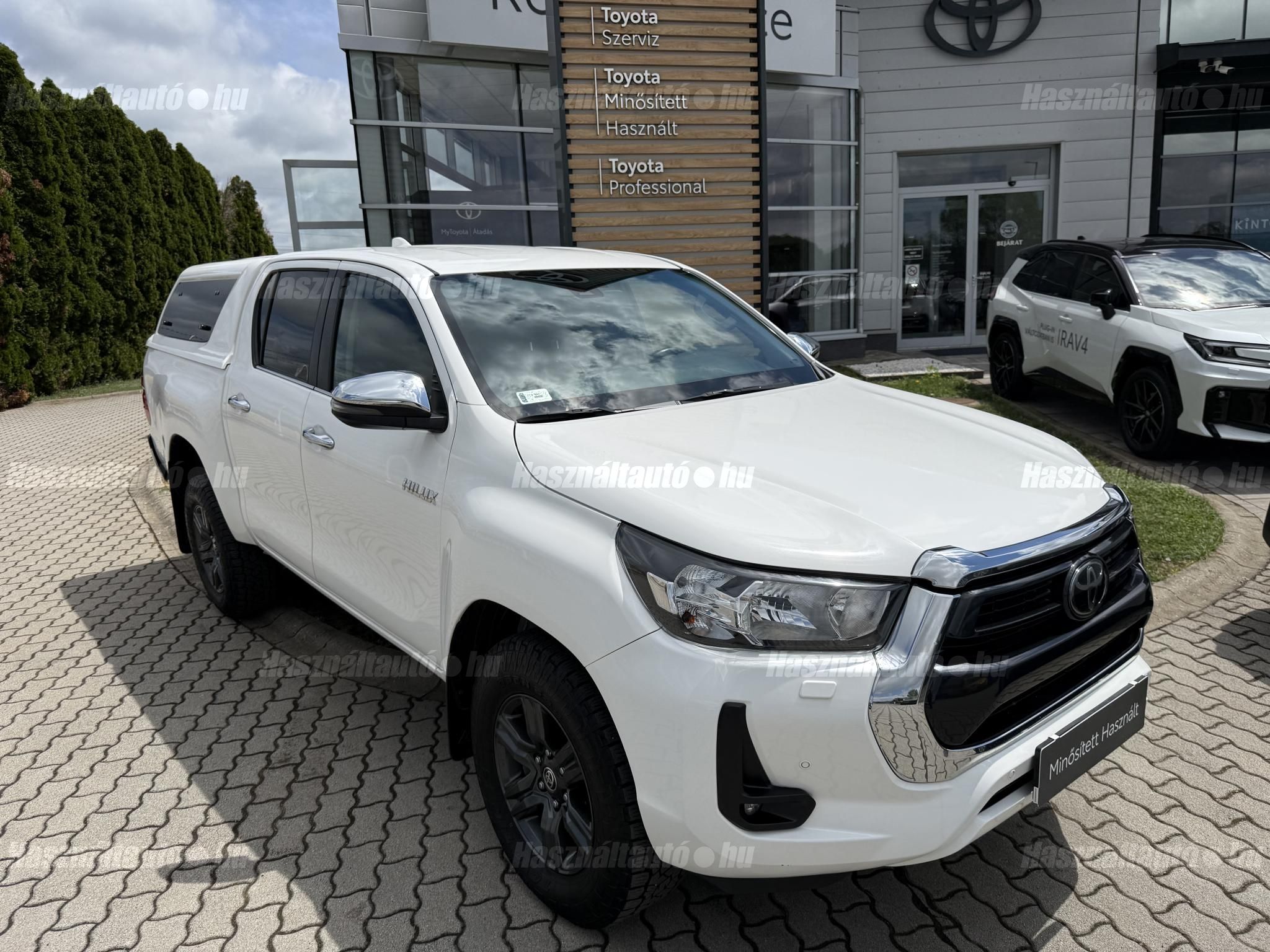 TOYOTA HILUX 2.8 D-4D 4x4 Double Active