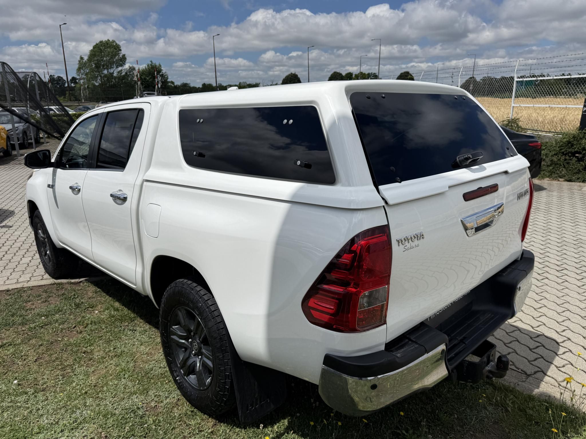 TOYOTA HILUX 2.8 D-4D 4x4 Double Active