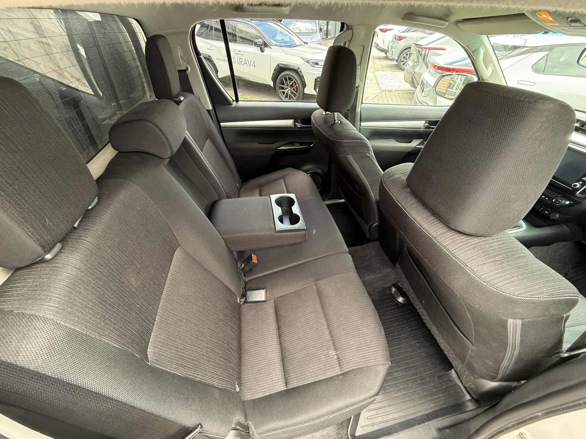 TOYOTA HILUX 2.8 D-4D 4x4 Double Active