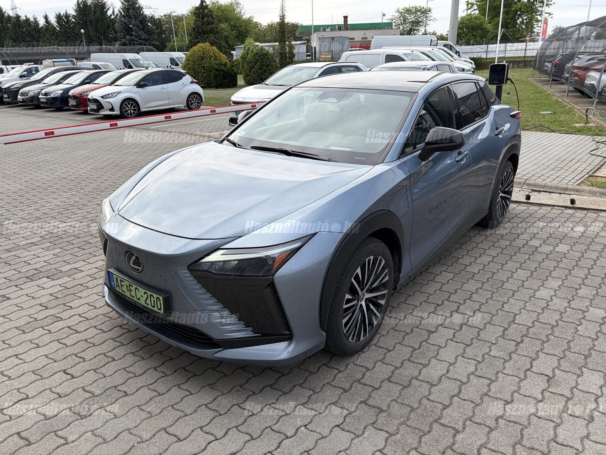 LEXUS RZ 450e Prestige Top