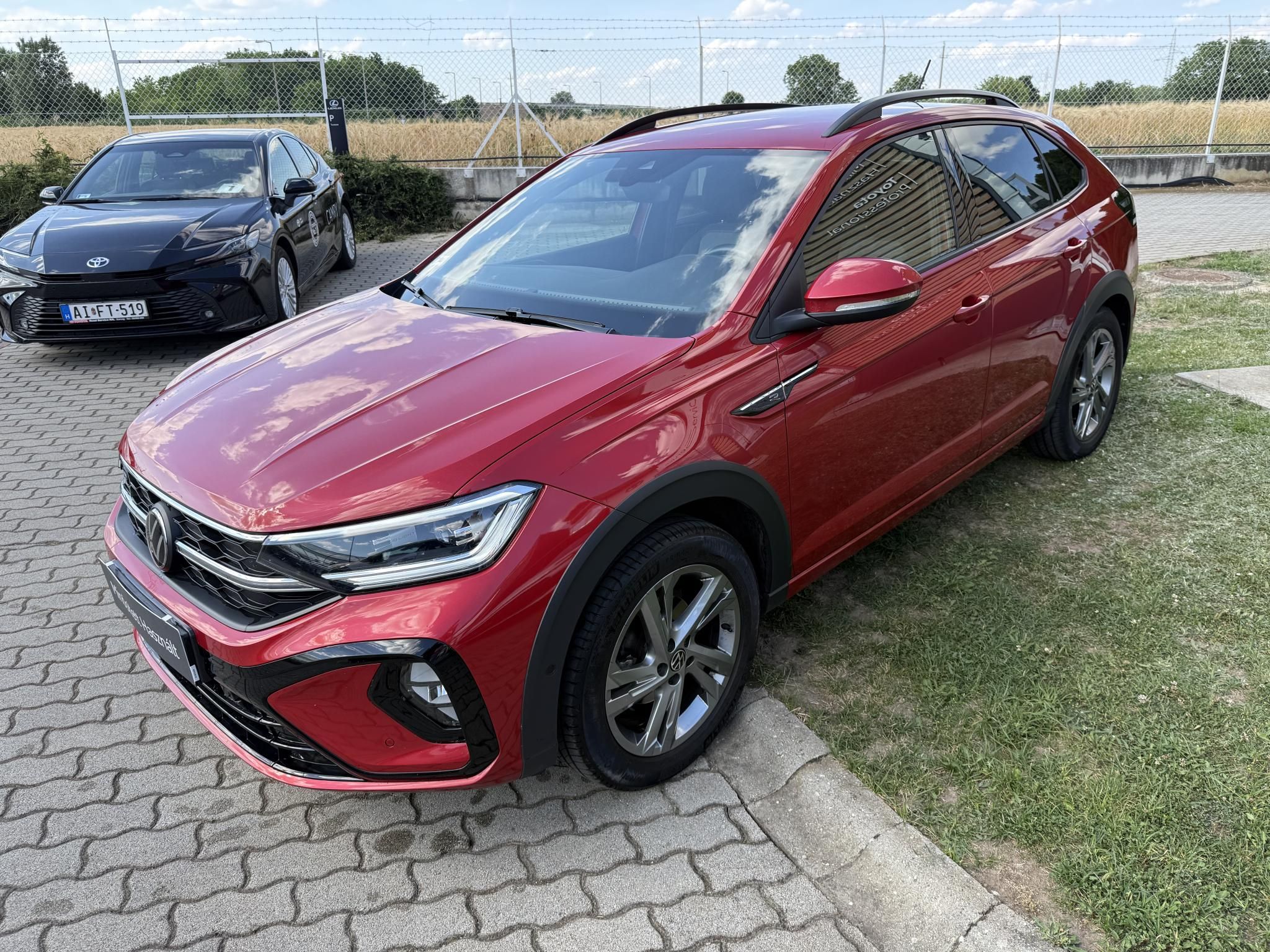 VOLKSWAGEN TAIGO 1.0 TSI R-Line