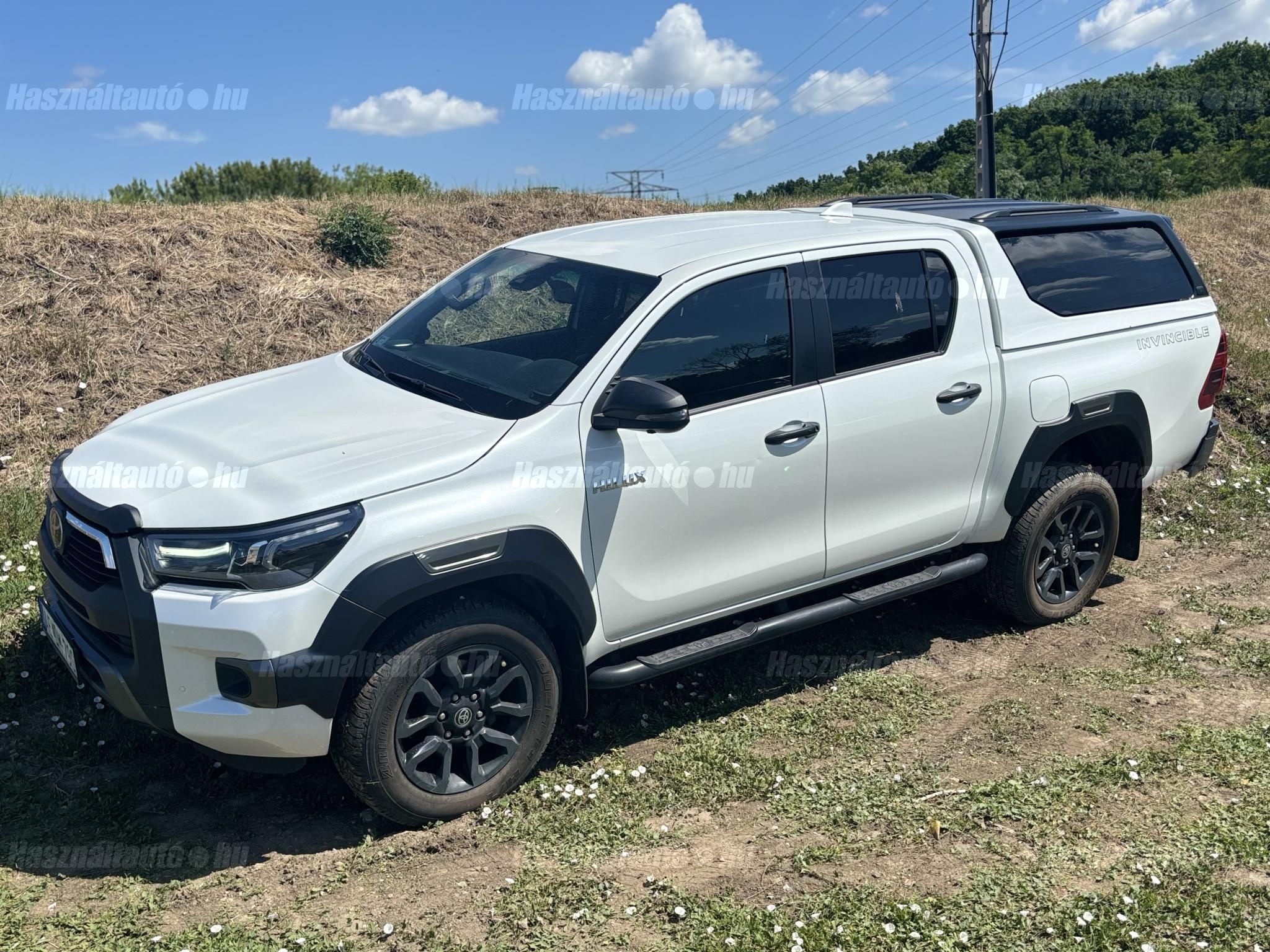 TOYOTA HILUX 2.8 D-4D 4x4 Double Invincible (Automata) ÁFÁS! + 2 év Toyota Minősített Használt Autó Garancia
