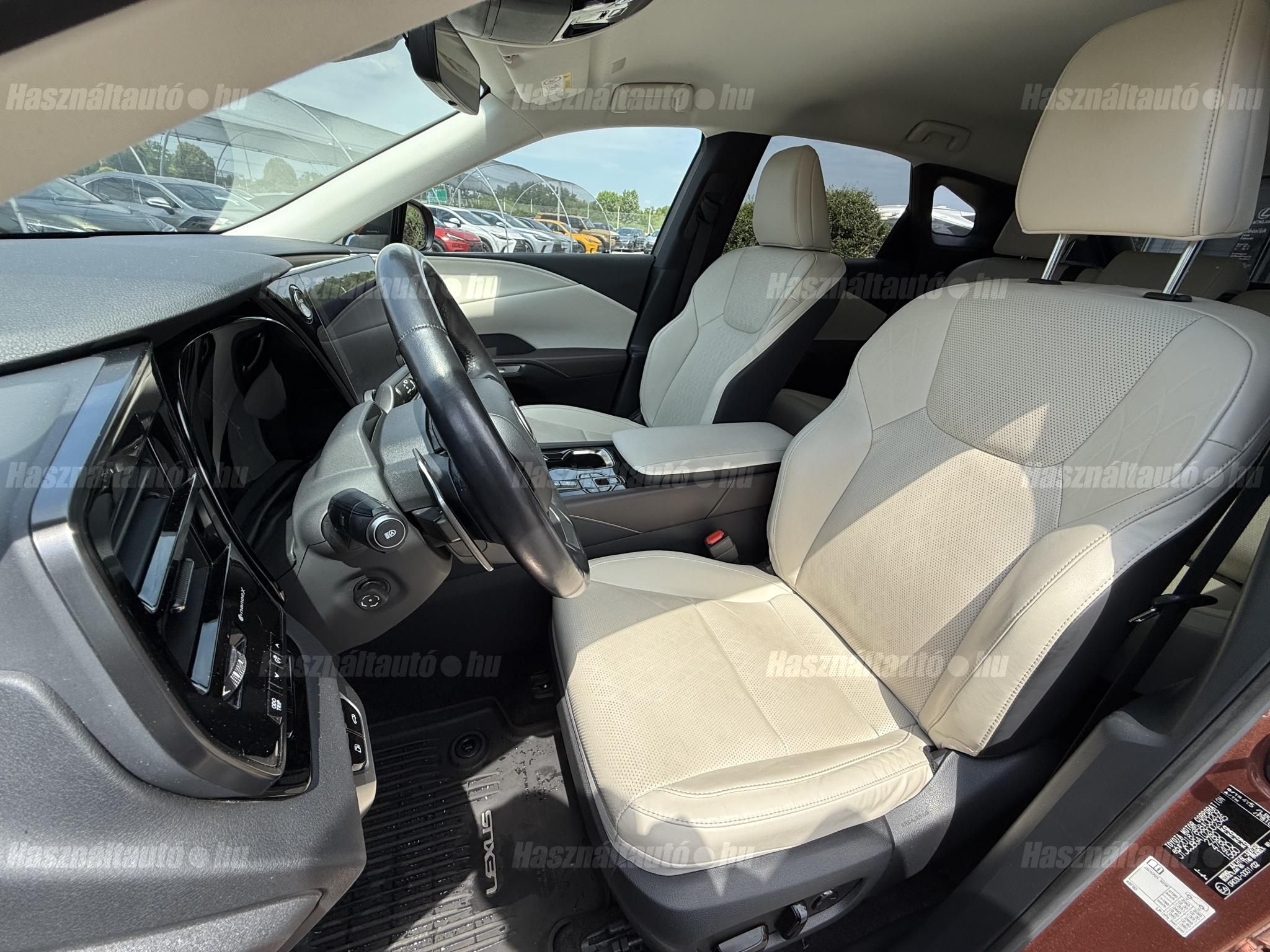 LEXUS RX 450h+ Prestige Plus e-CVT + 2 év Lexus Select Garancia