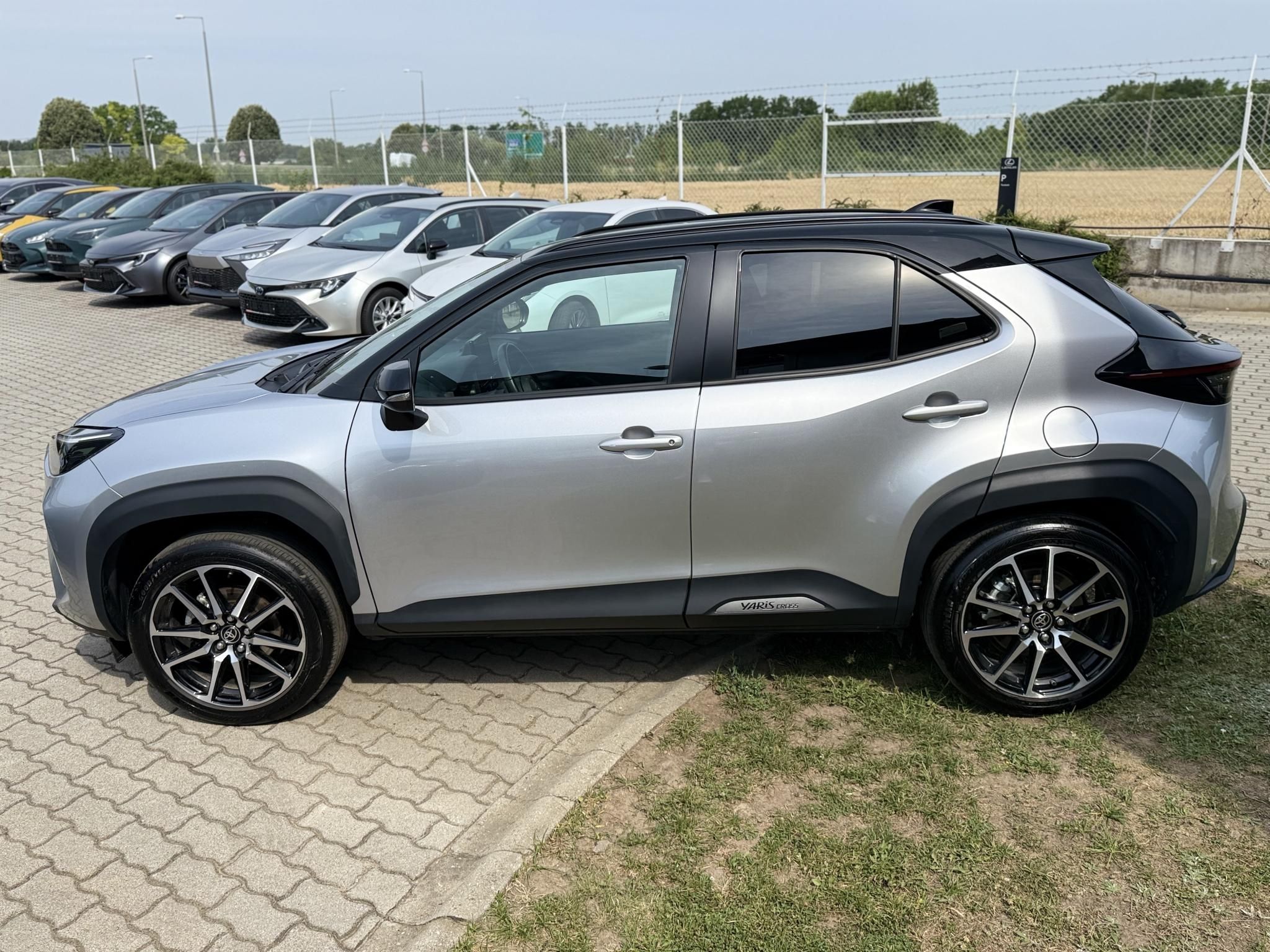 TOYOTA YARIS CROSS 1.5 Hybrid GR Sport e-CVT