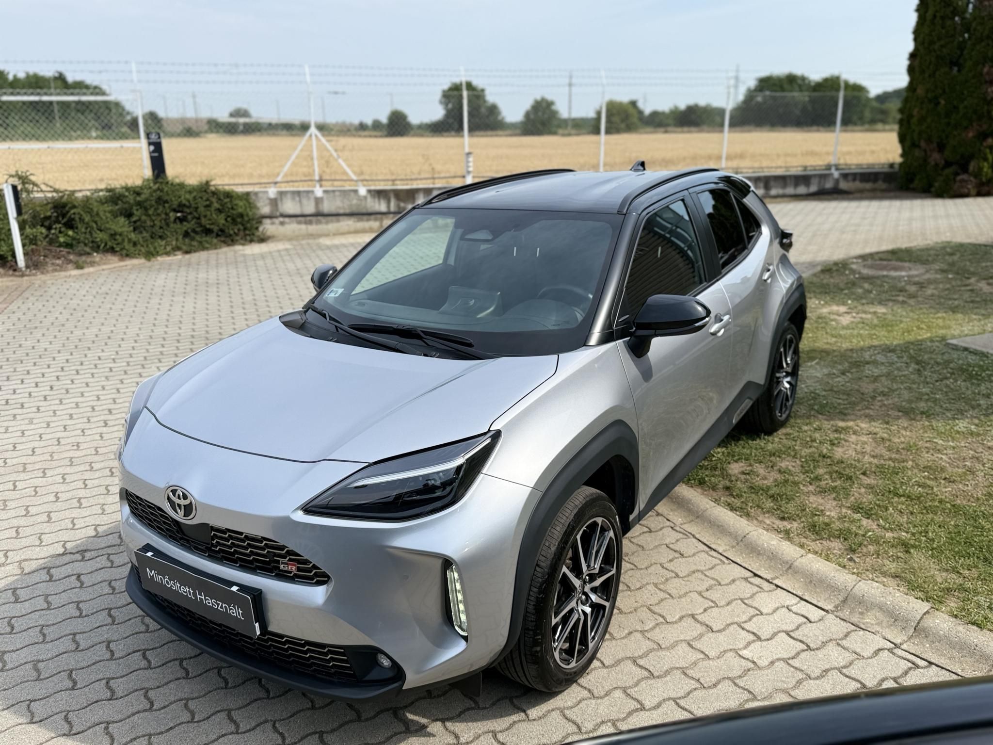 TOYOTA YARIS CROSS 1.5 Hybrid GR Sport e-CVT