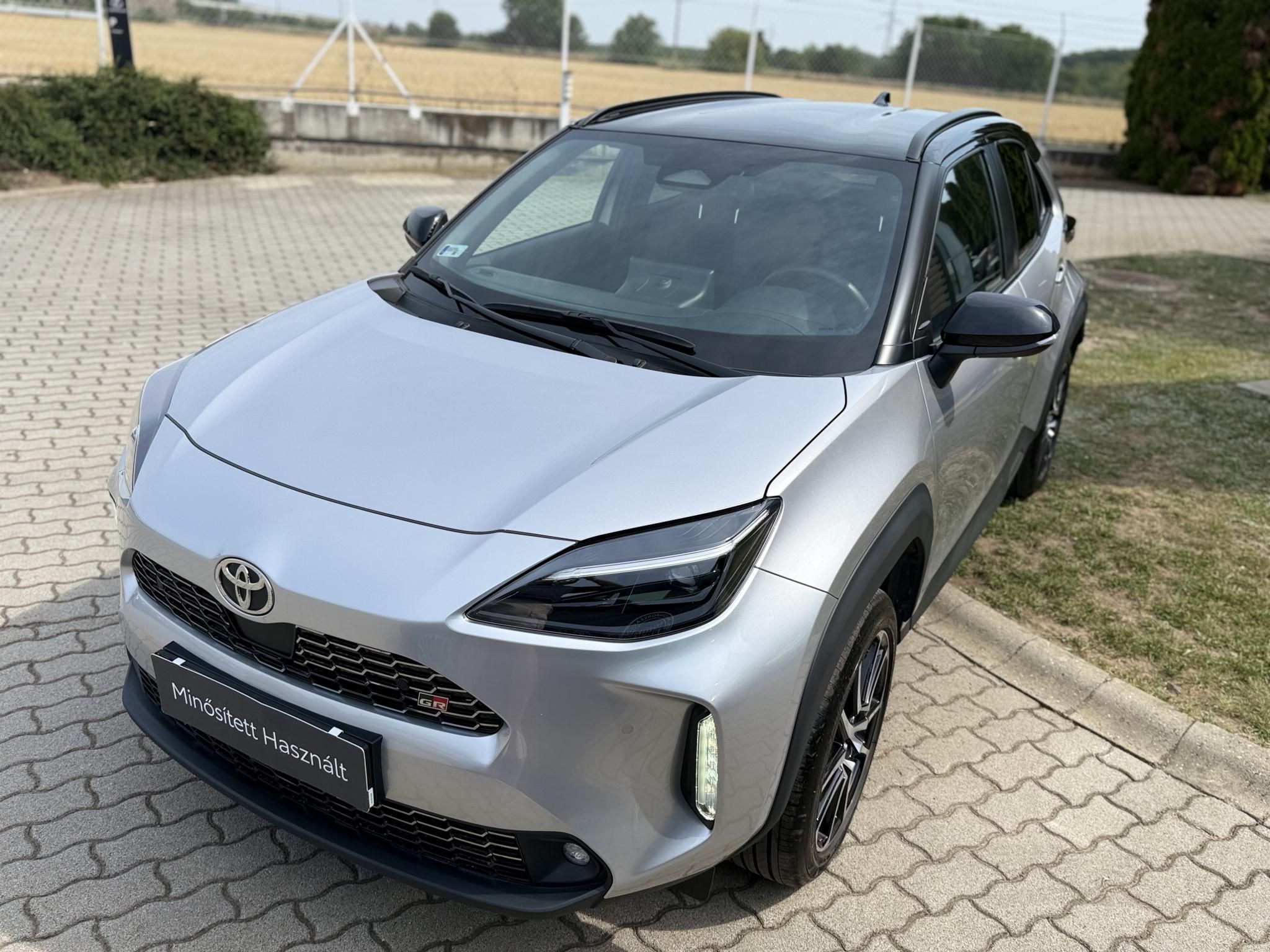 TOYOTA YARIS CROSS 1.5 Hybrid GR Sport e-CVT