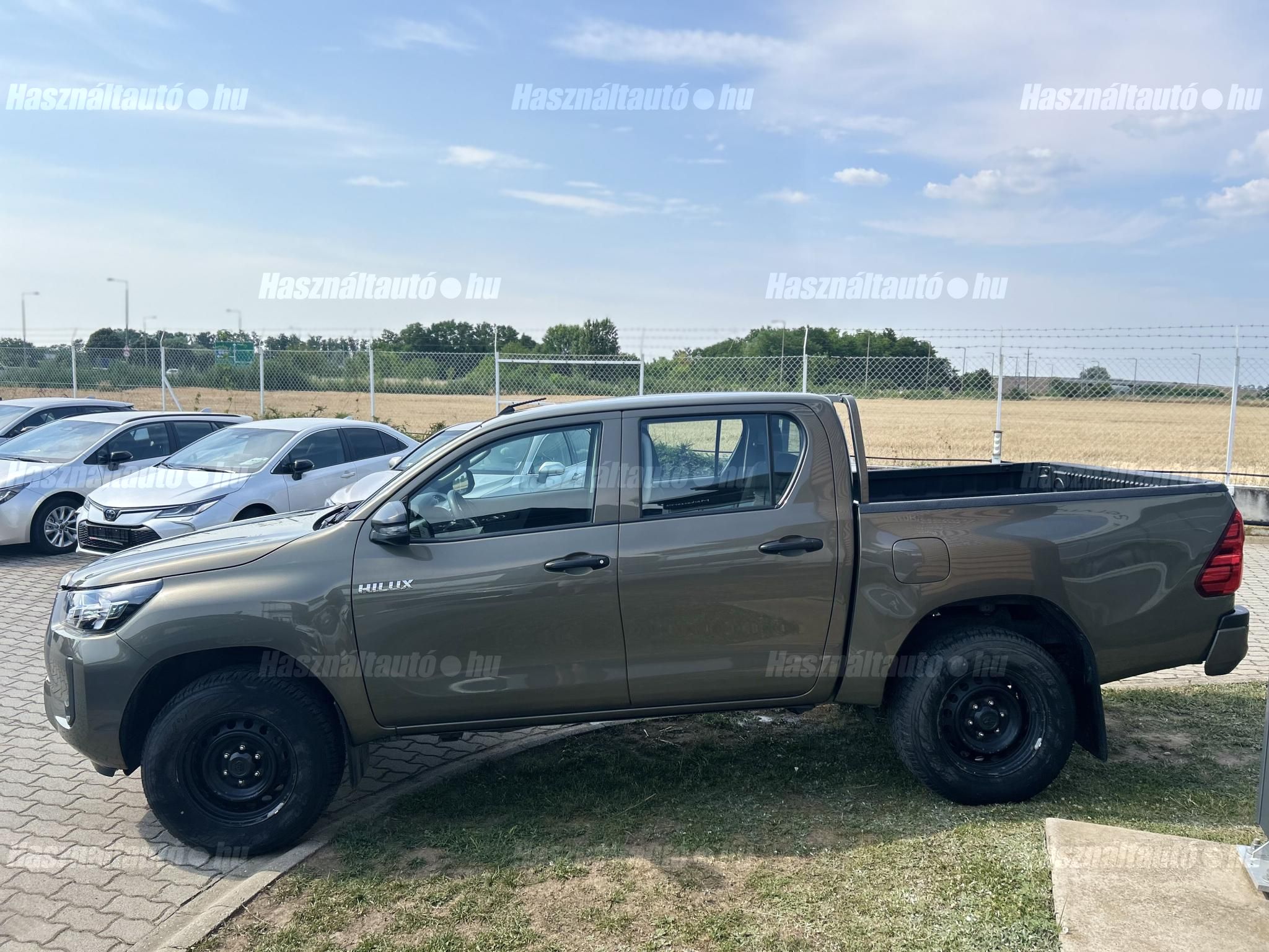 TOYOTA HILUX 2.4 D-4D 4x4 Double Live