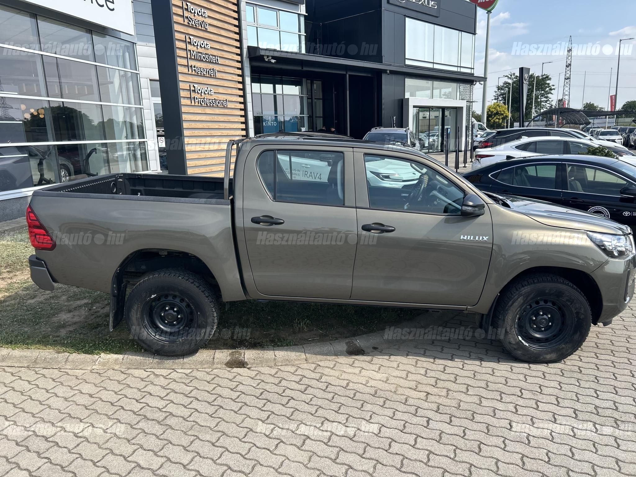 TOYOTA HILUX 2.4 D-4D 4x4 Double Live
