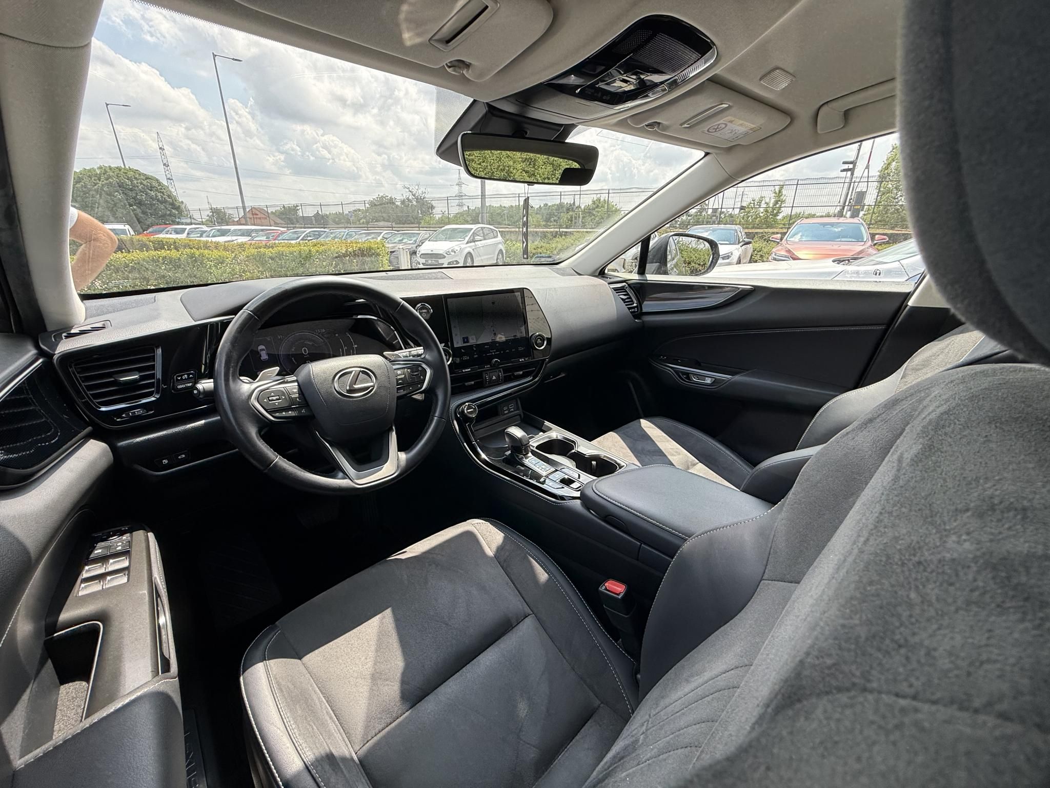 LEXUS NX 350h Elegance CVT + 2 év Lexus Select Minősített Használt Autó Garancia