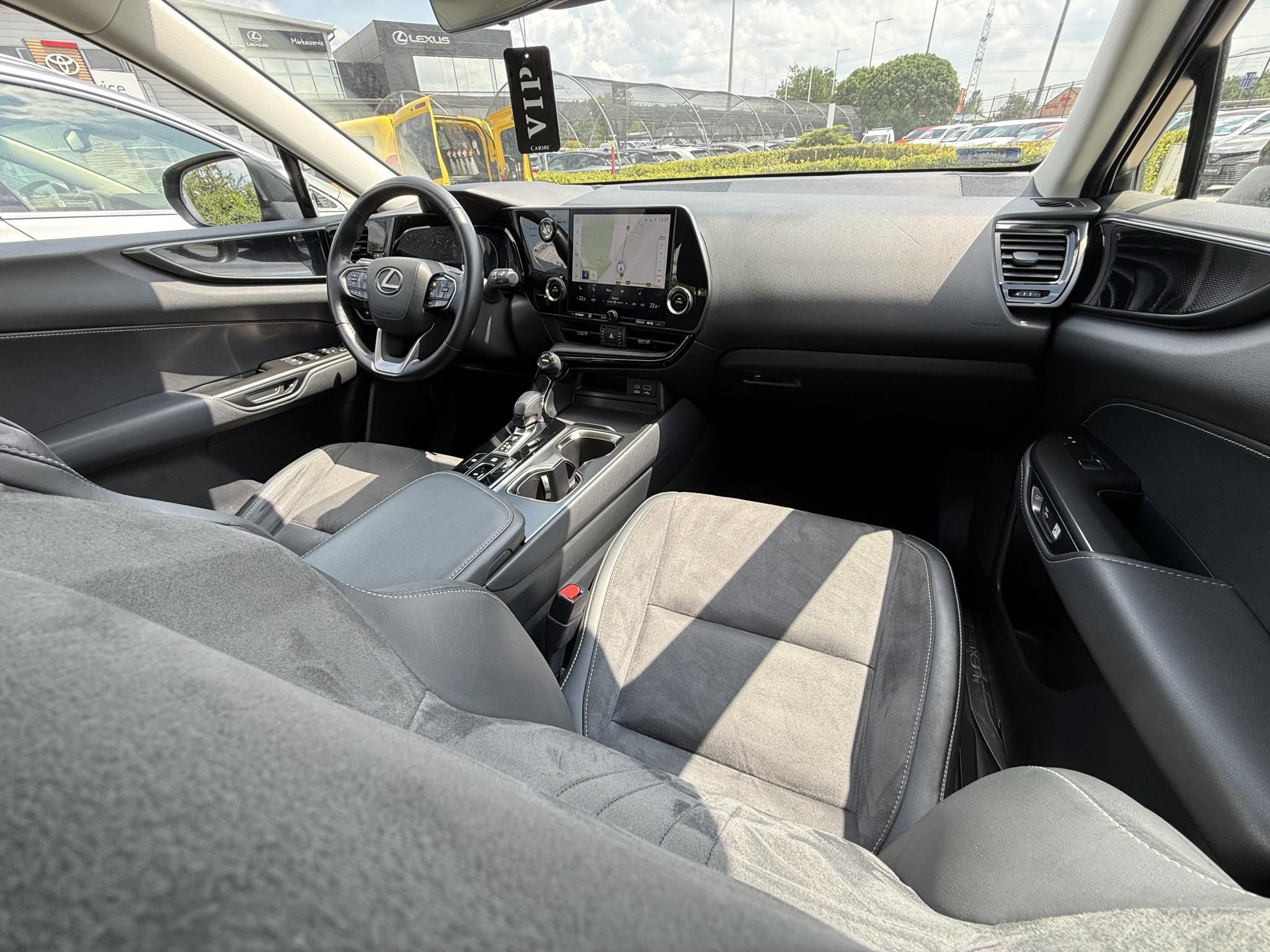 LEXUS NX 350h Elegance CVT + 2 év Lexus Select Minősített Használt Autó Garancia