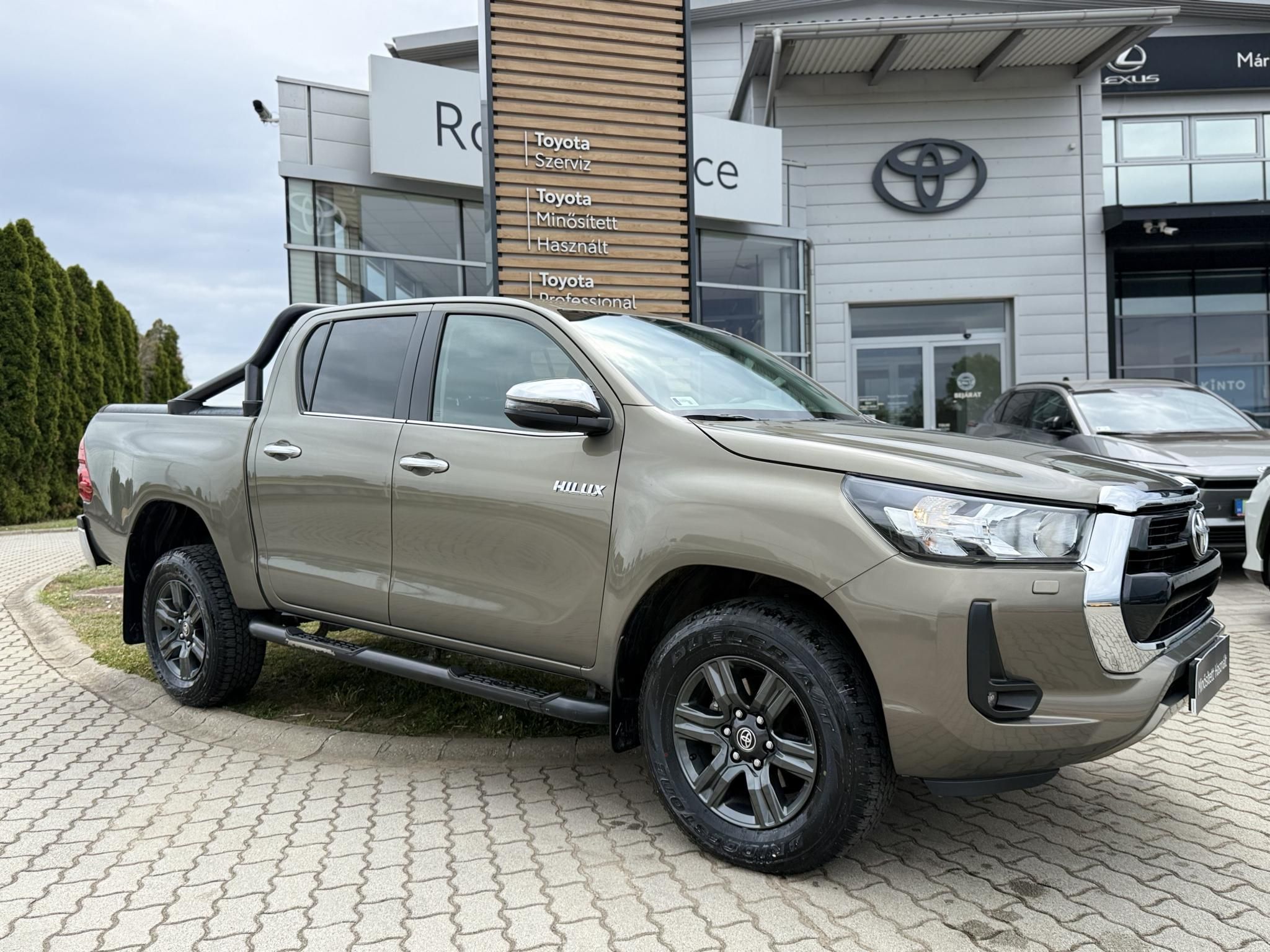 TOYOTA HILUX 2.8 D-4D 4x4 Double Active (Automata)