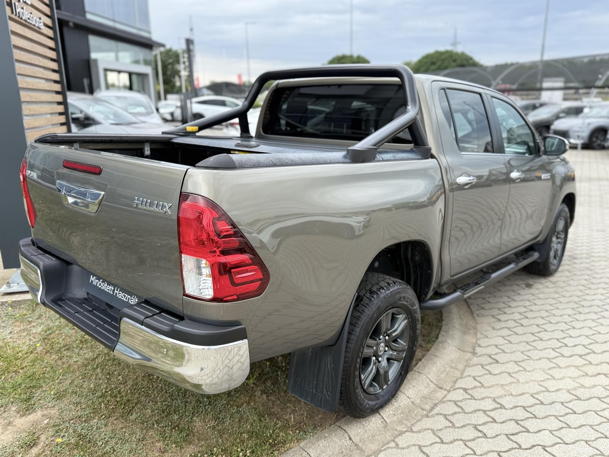 TOYOTA HILUX 2.8 D-4D 4x4 Double Active (Automata)