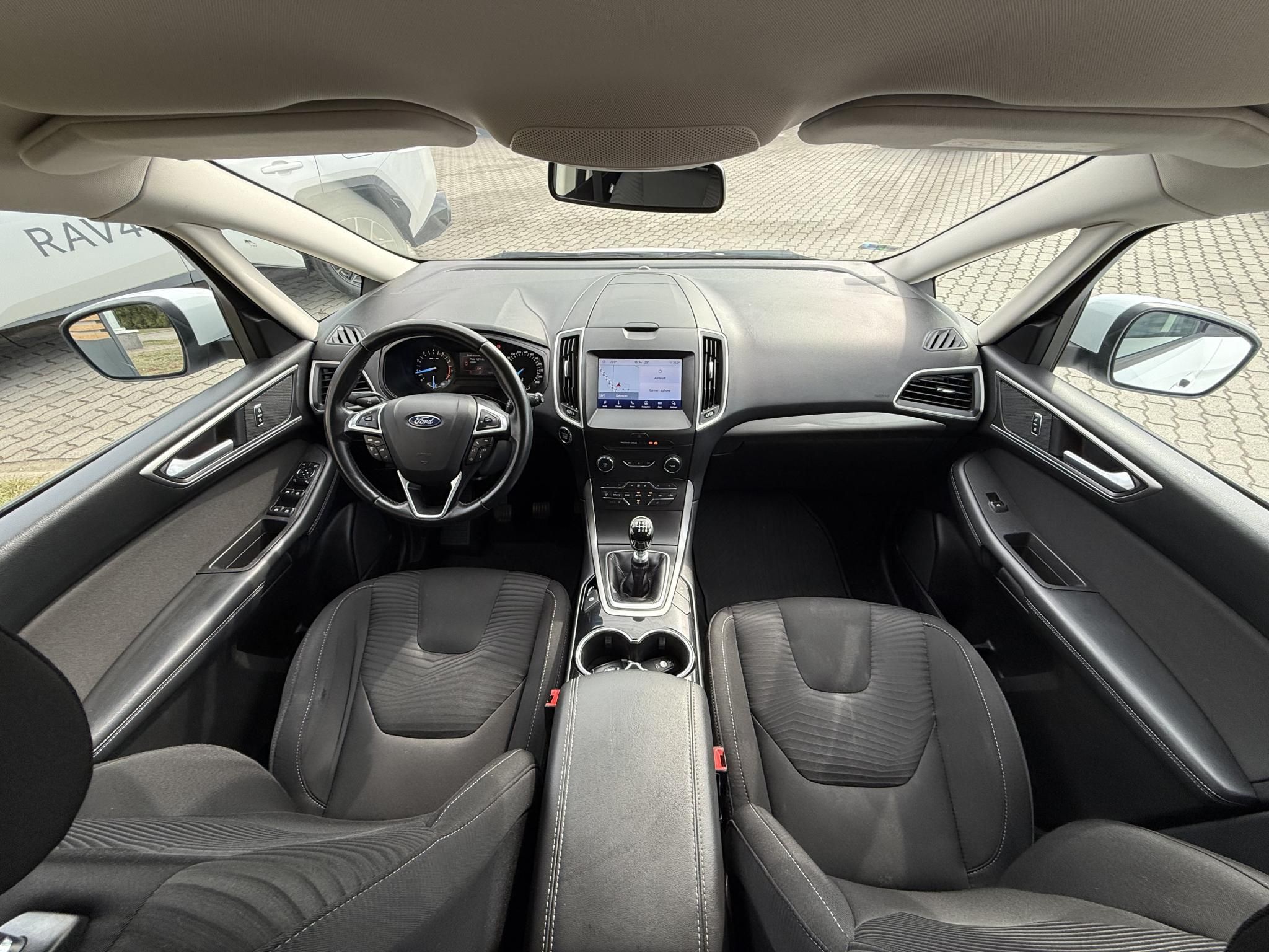 FORD S-MAX 1.5 EcoBoost Business Plus [7 személy]