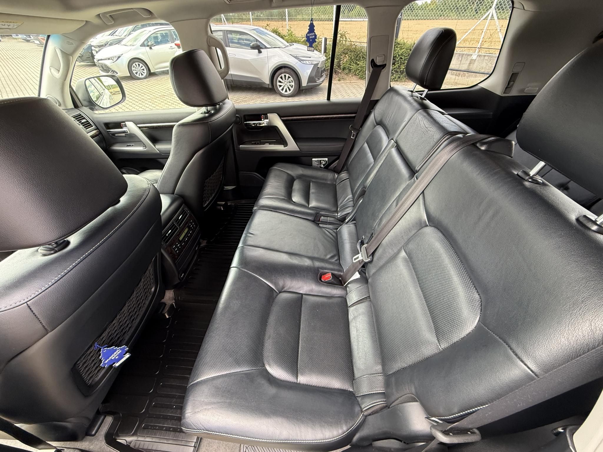 TOYOTA LAND CRUISER 4.5 D (Automata)