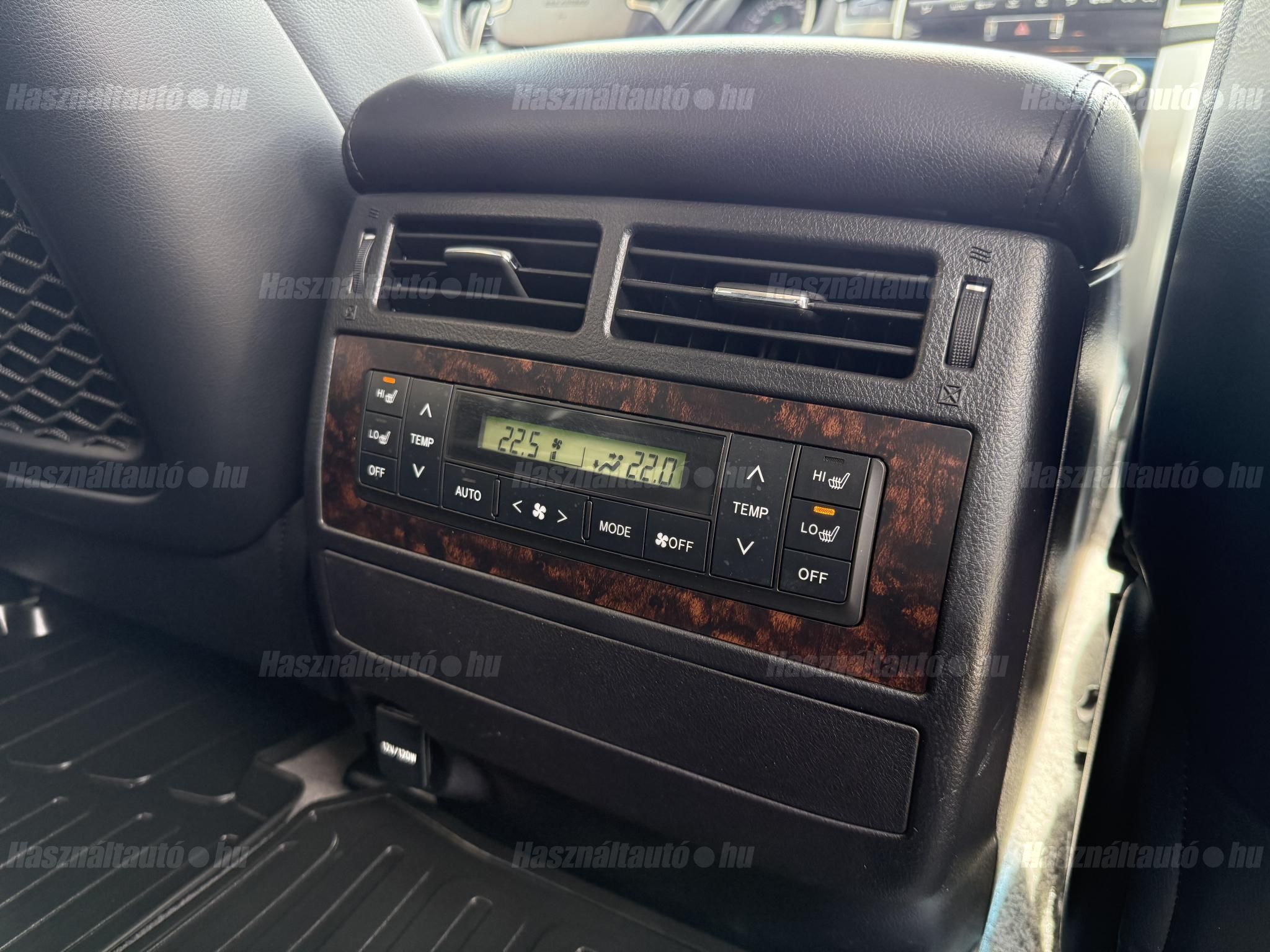 TOYOTA LAND CRUISER 4.5 D (Automata)