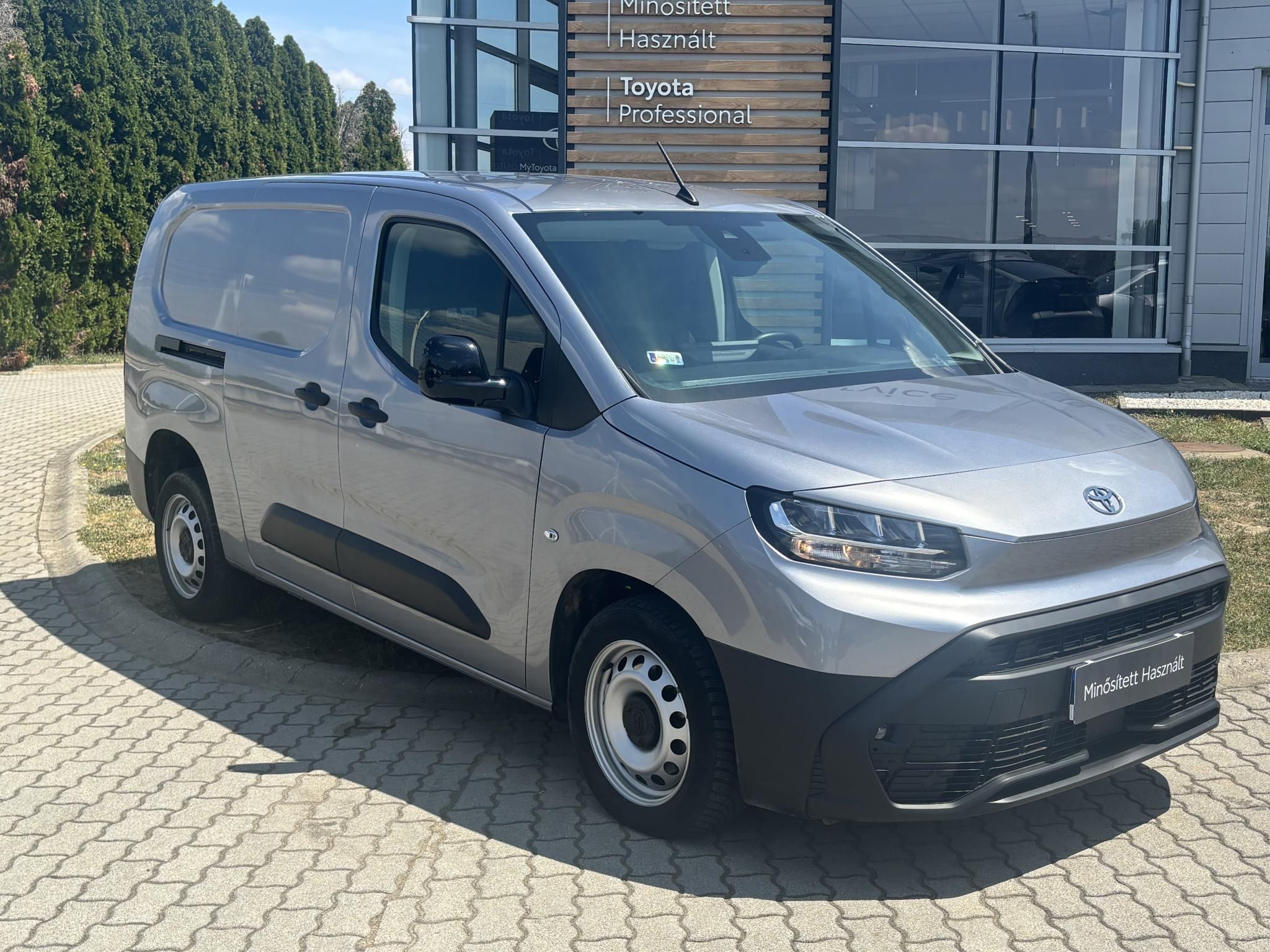 TOYOTA PROACE City 1.5 D Active Smart Cargo Multimedia L2H1