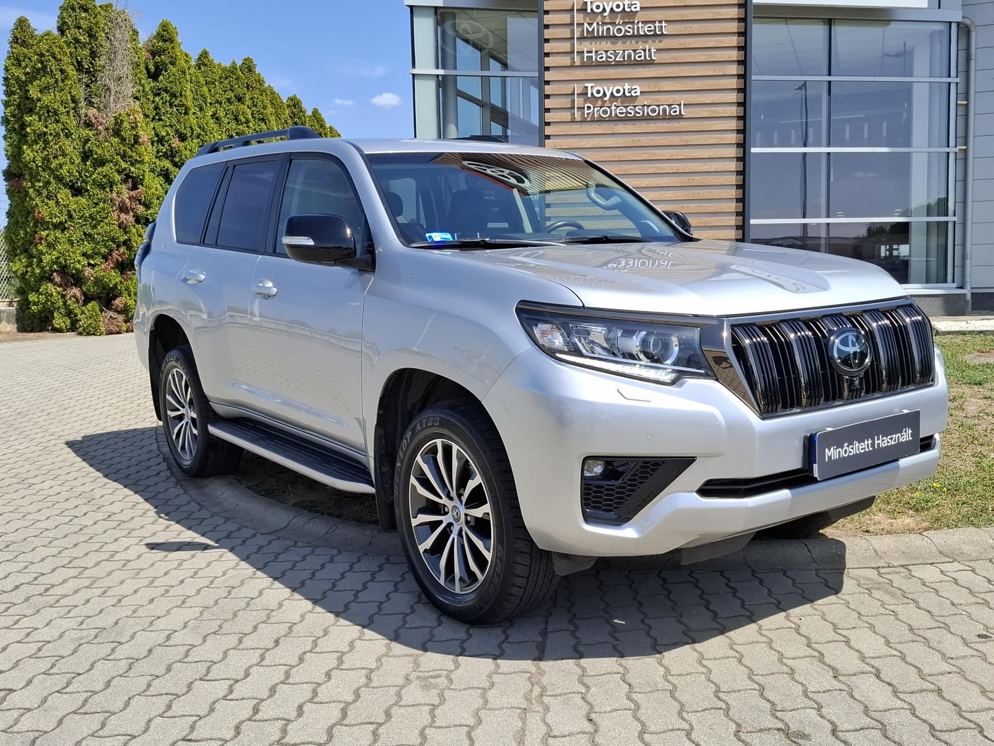 TOYOTA LAND CRUISER Prado 2.8 D-4D Executive (Automata) Á F A-s autó!! + 2 év Toyota Minősített Használt Autó Garancia