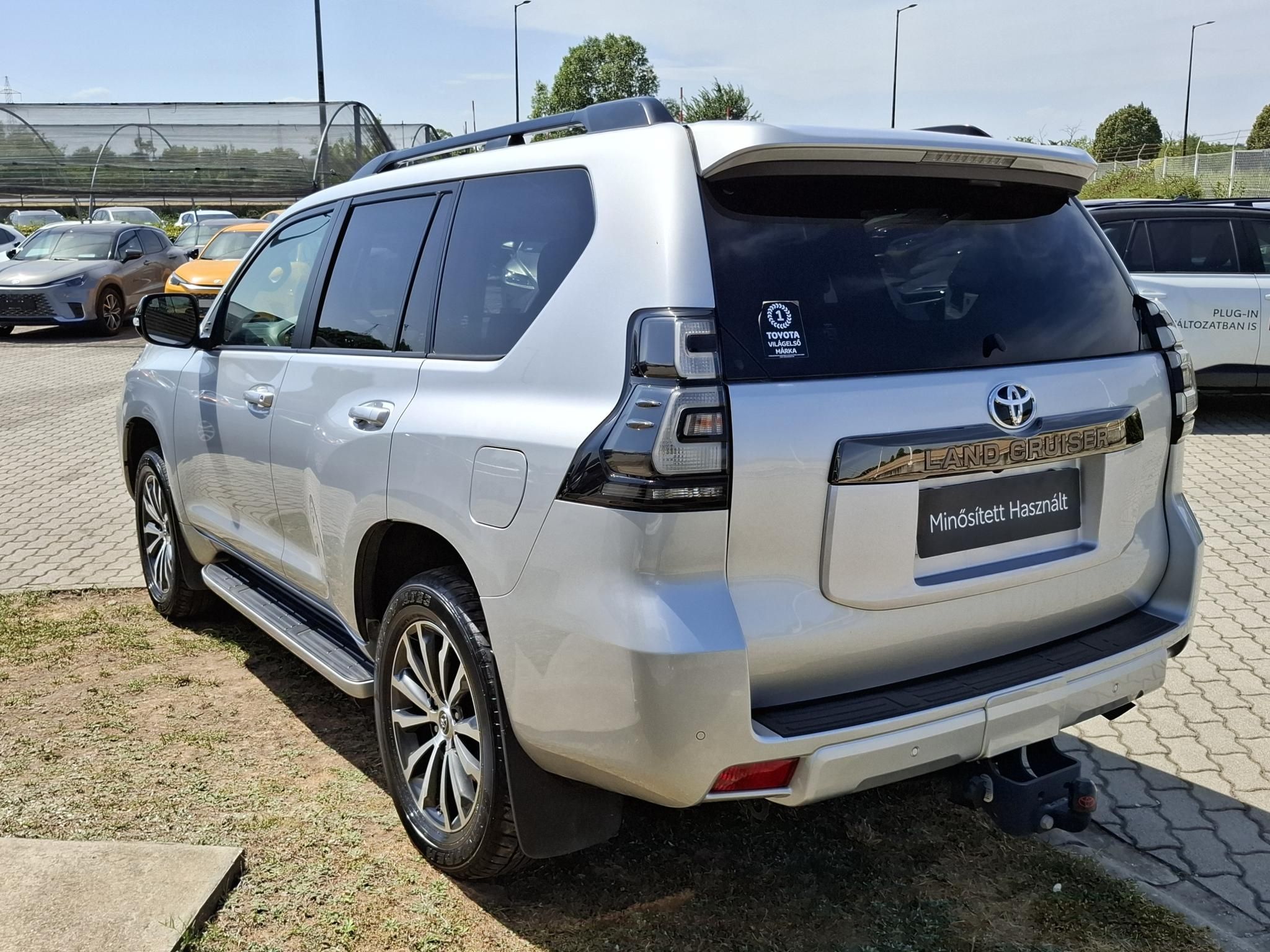 TOYOTA LAND CRUISER Prado 2.8 D-4D Executive (Automata) Á F A-s autó!! + 2 év Toyota Minősített Használt Autó Garancia