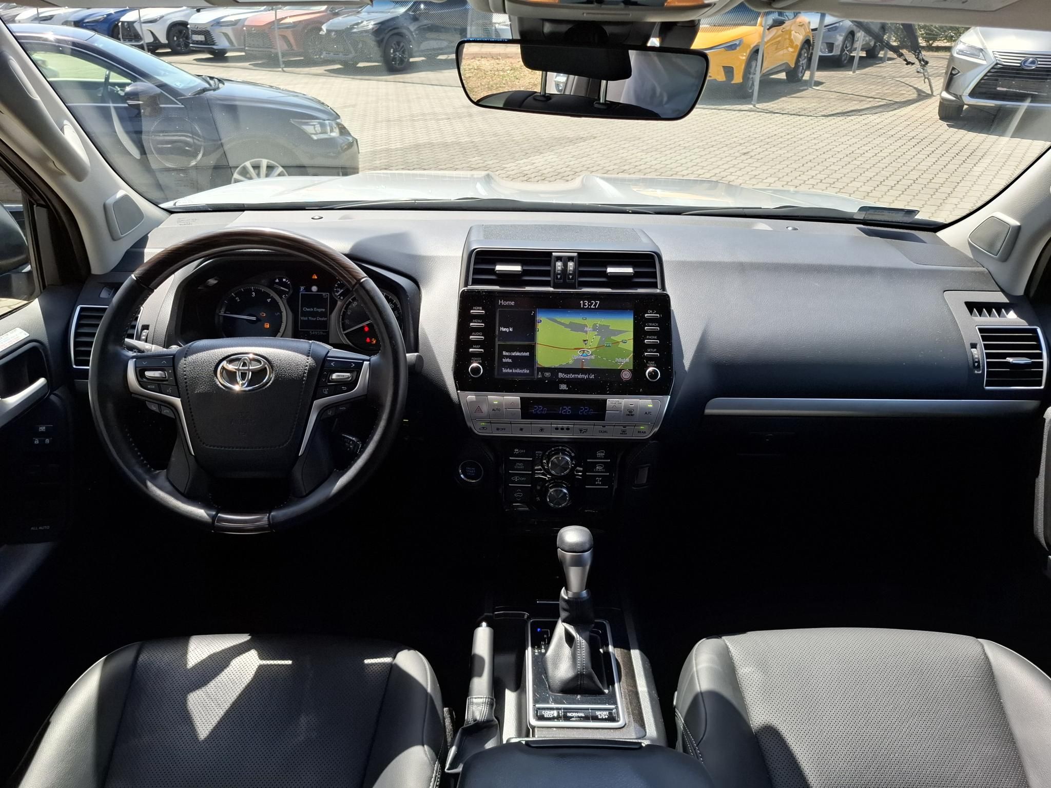 TOYOTA LAND CRUISER Prado 2.8 D-4D Executive (Automata) Á F A-s autó!! + 2 év Toyota Minősített Használt Autó Garancia