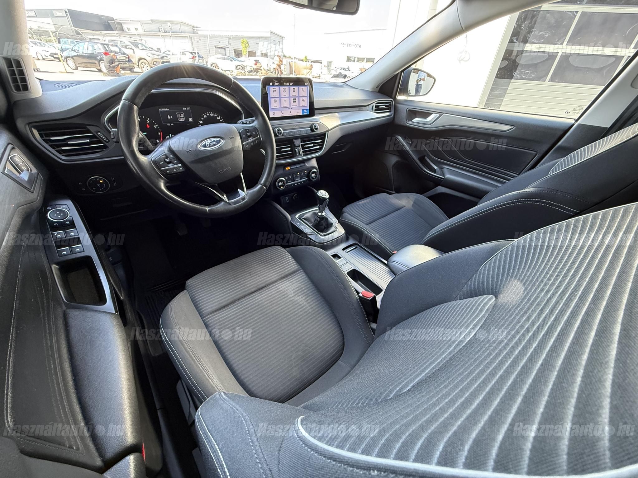 FORD FOCUS 1.5 EcoBoost Titanium