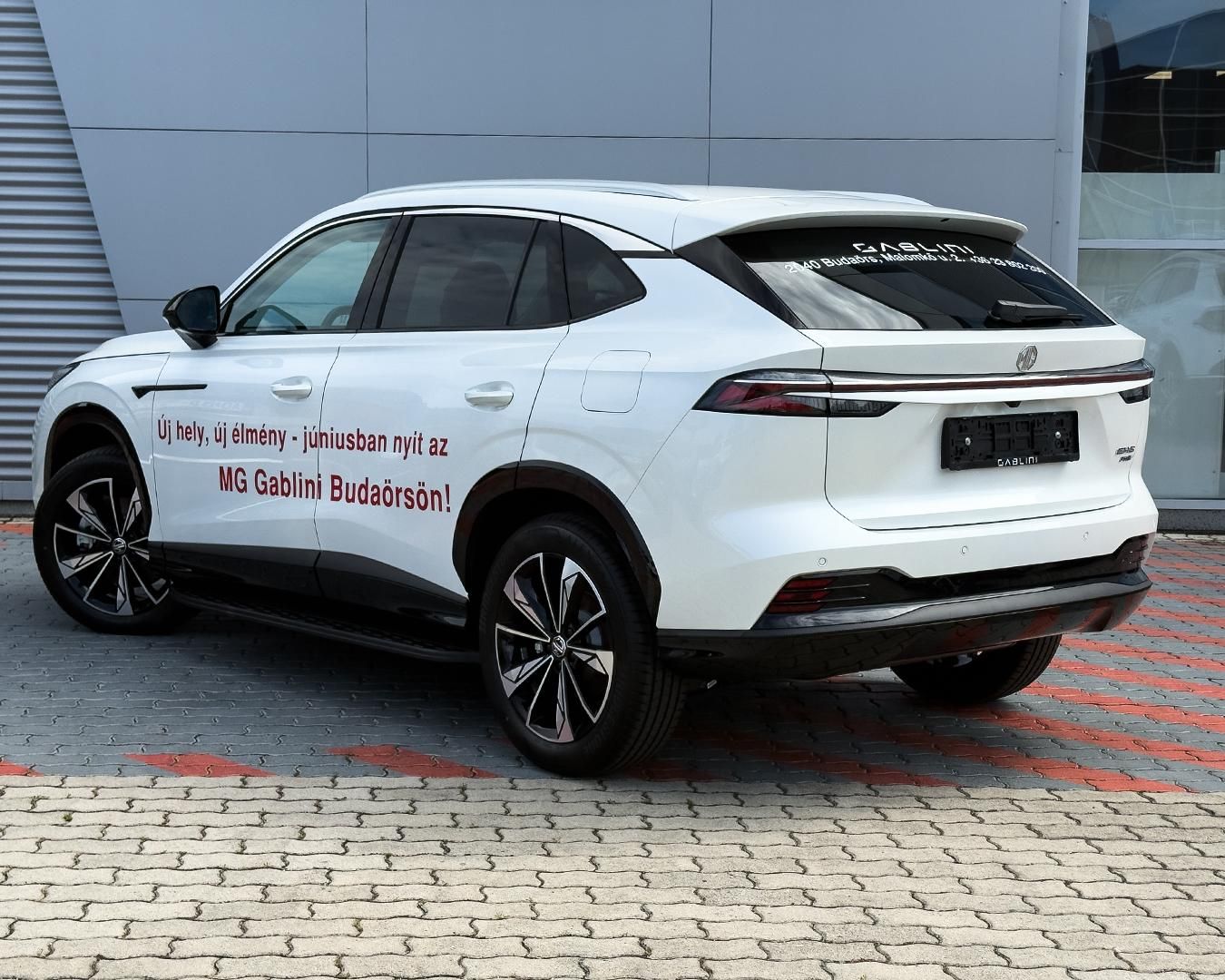 MG HS 1.5 T-GDI PHEV Luxury (Automata) 0% THM. 50% KEDVEZMÉNY PRÉMIUM TÉLIGUMI SZET - 7. kép