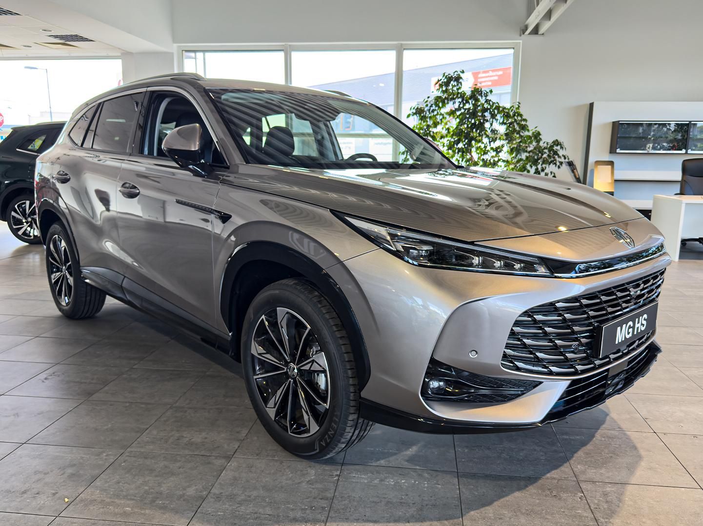 MG HS 1.5 T-GDI Luxury DCT