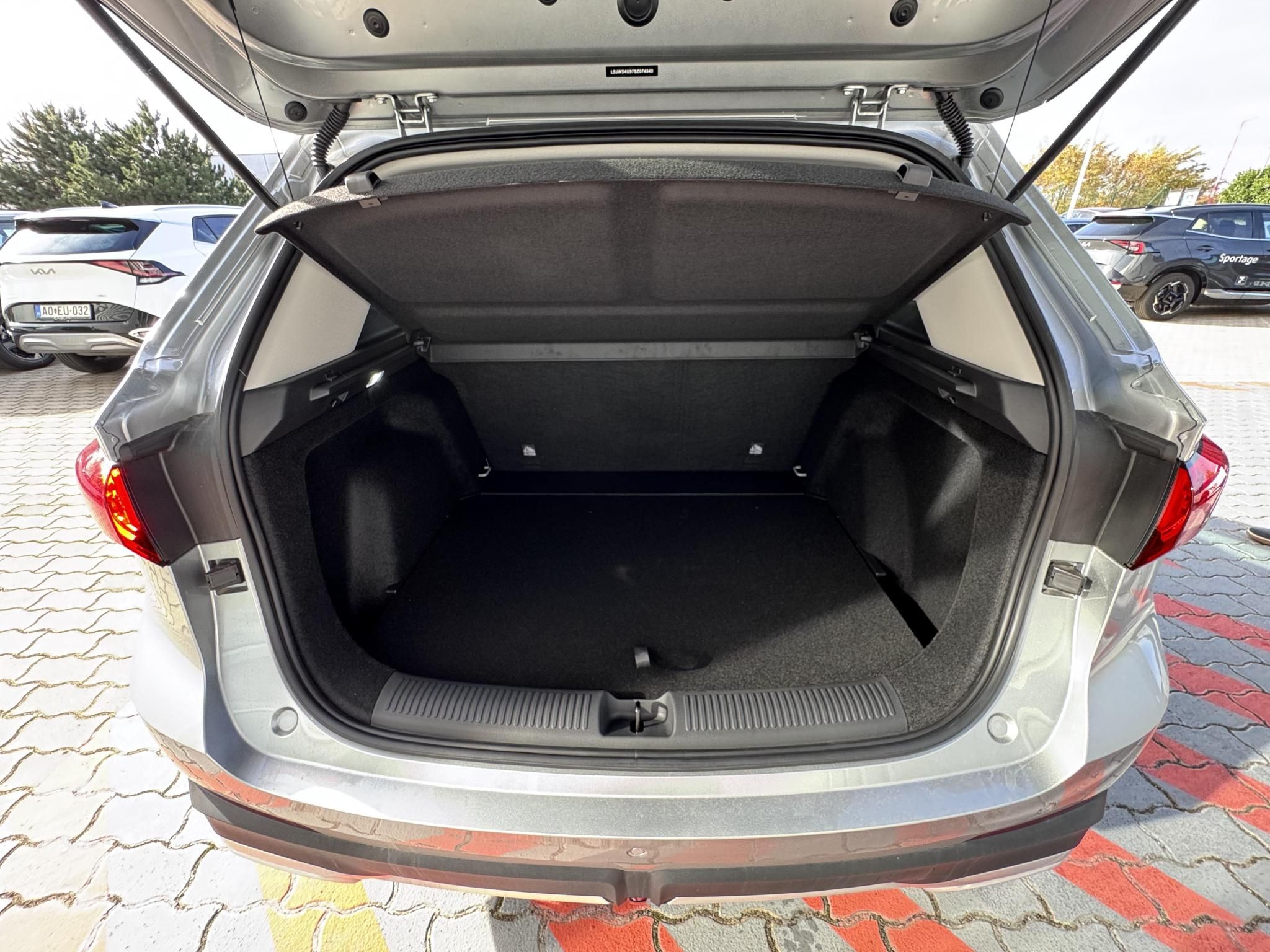 MG ZS 1.5 GDI Luxury TESZTAUTÓ - 7. kép