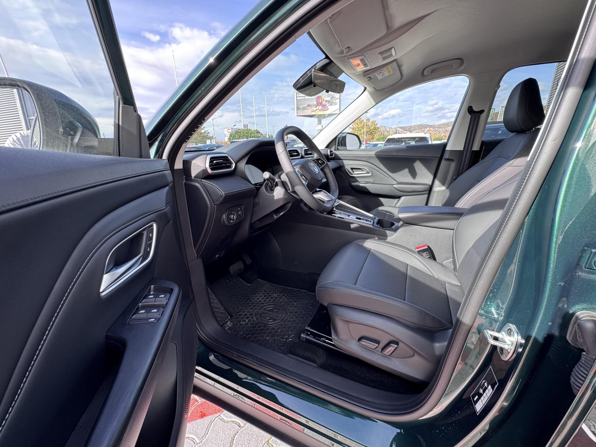 MG ZS 1.5 GDI Hybrid+ Luxury DCT TESZTAUTÓ - 10. kép