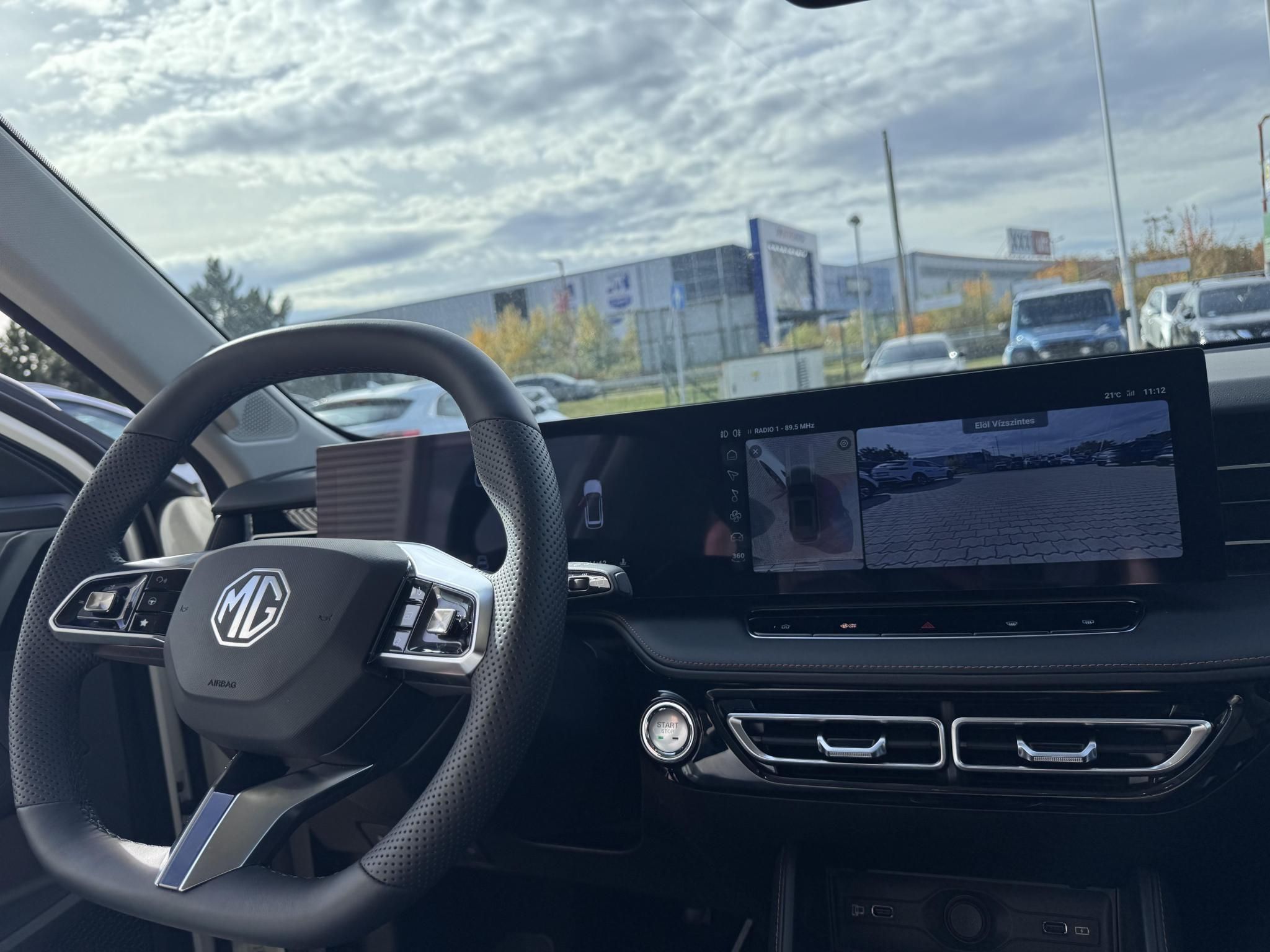 MG HS 1.5 T-GDI PHEV Luxury (Automata) TESZTAUTÓ - 11. kép